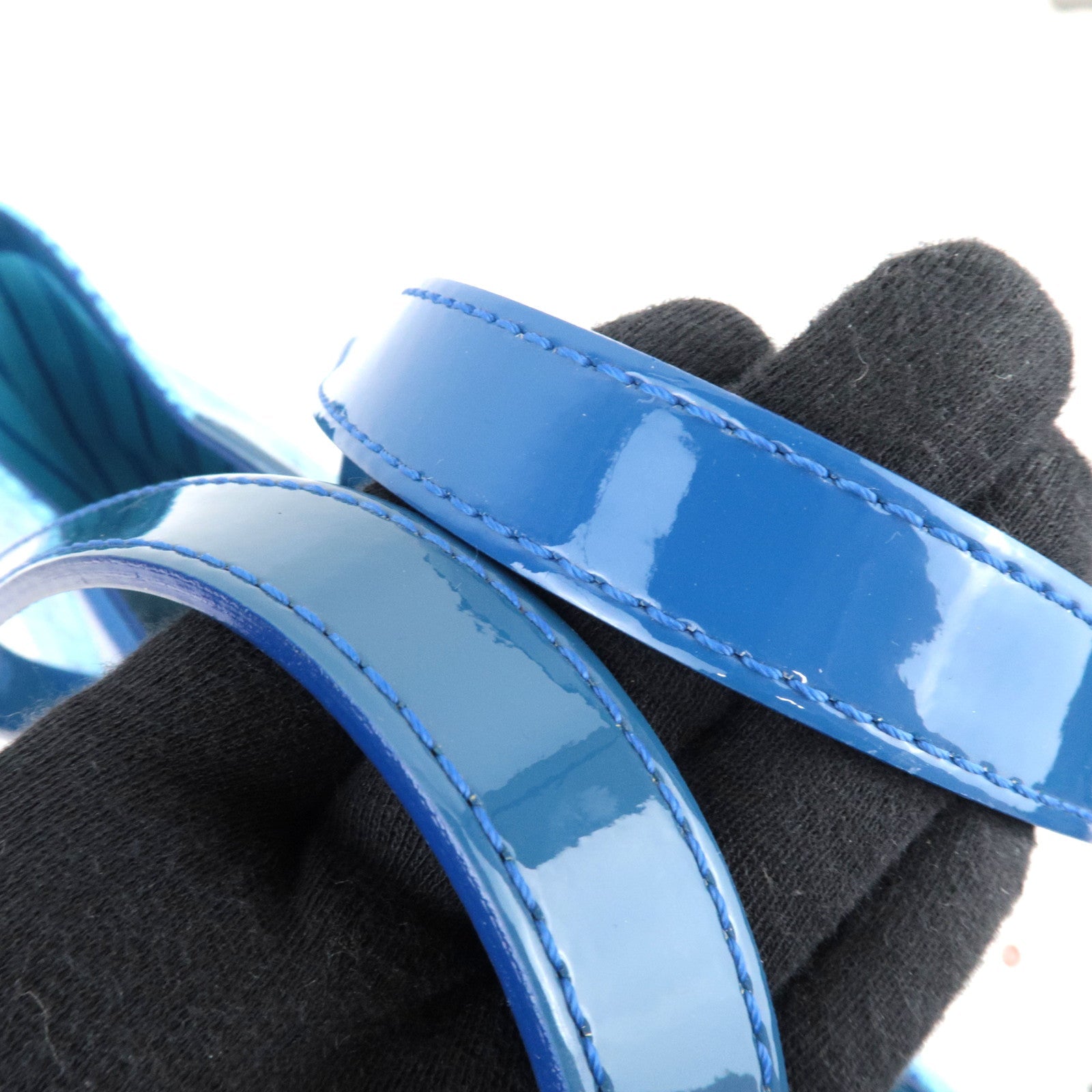 Louis Vuitton Cosmic Blossom PM Murakami Tote Bag Blue M93161 RC0170