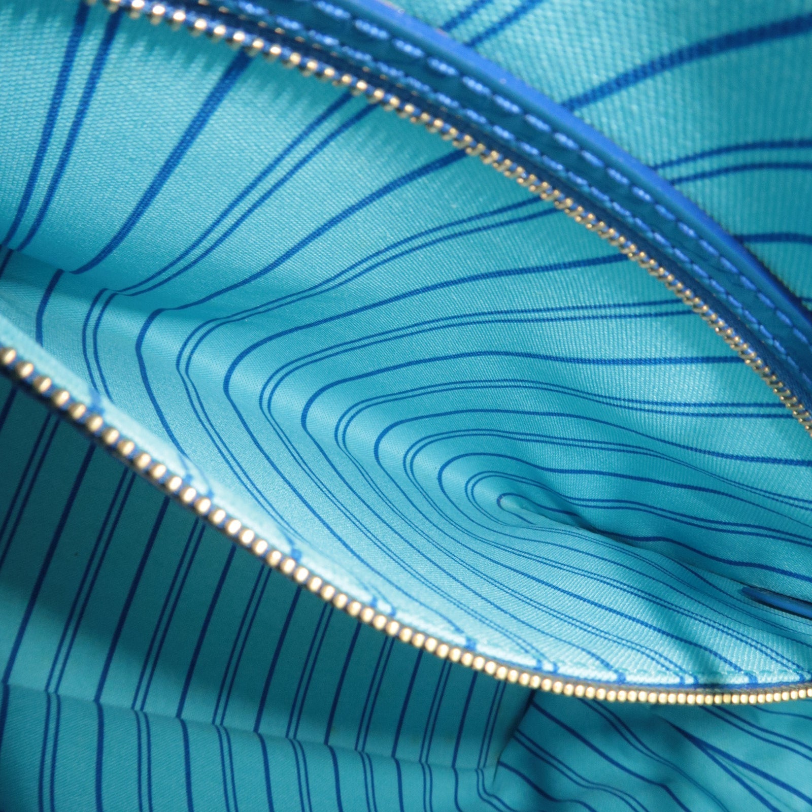 Louis Vuitton Cosmic Blossom PM Murakami Tote Bag Blue M93161 RC0170