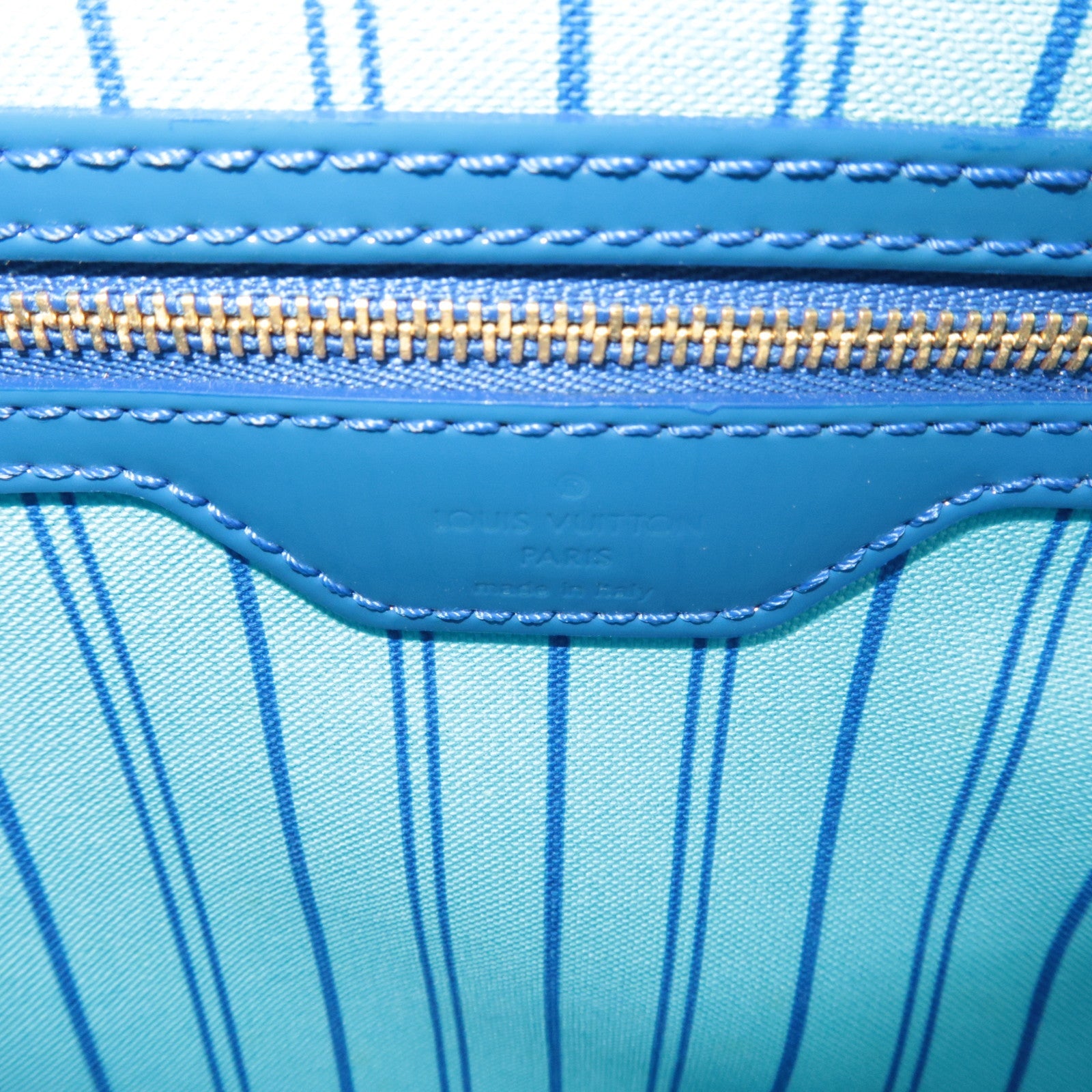 Louis Vuitton Cosmic Blossom PM Murakami Tote Bag Blue M93161 RC0170