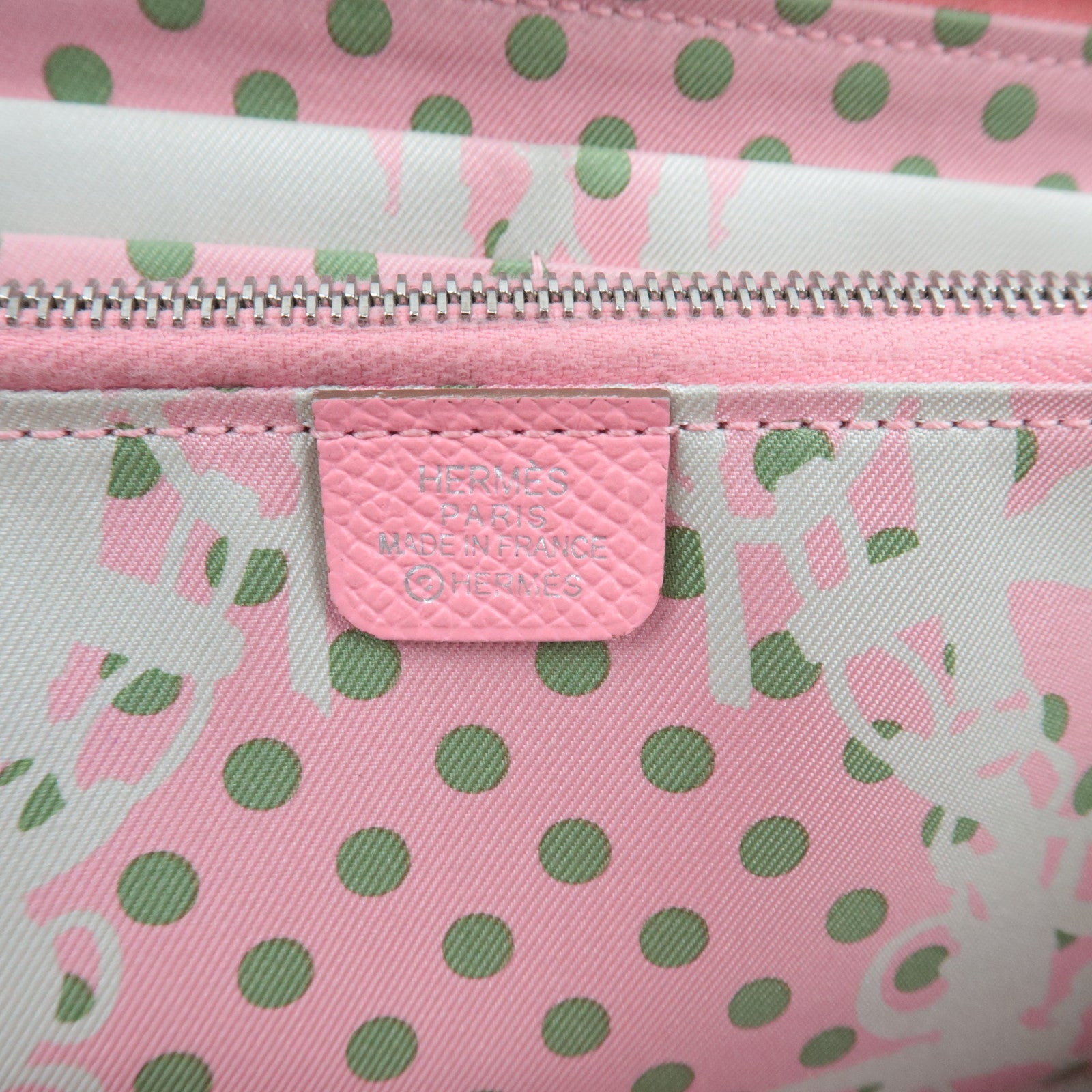 HERMES Azap Long Silkin Long Wallet Y Stamp (2020) Vaux Epsom Rose Confetti *Box