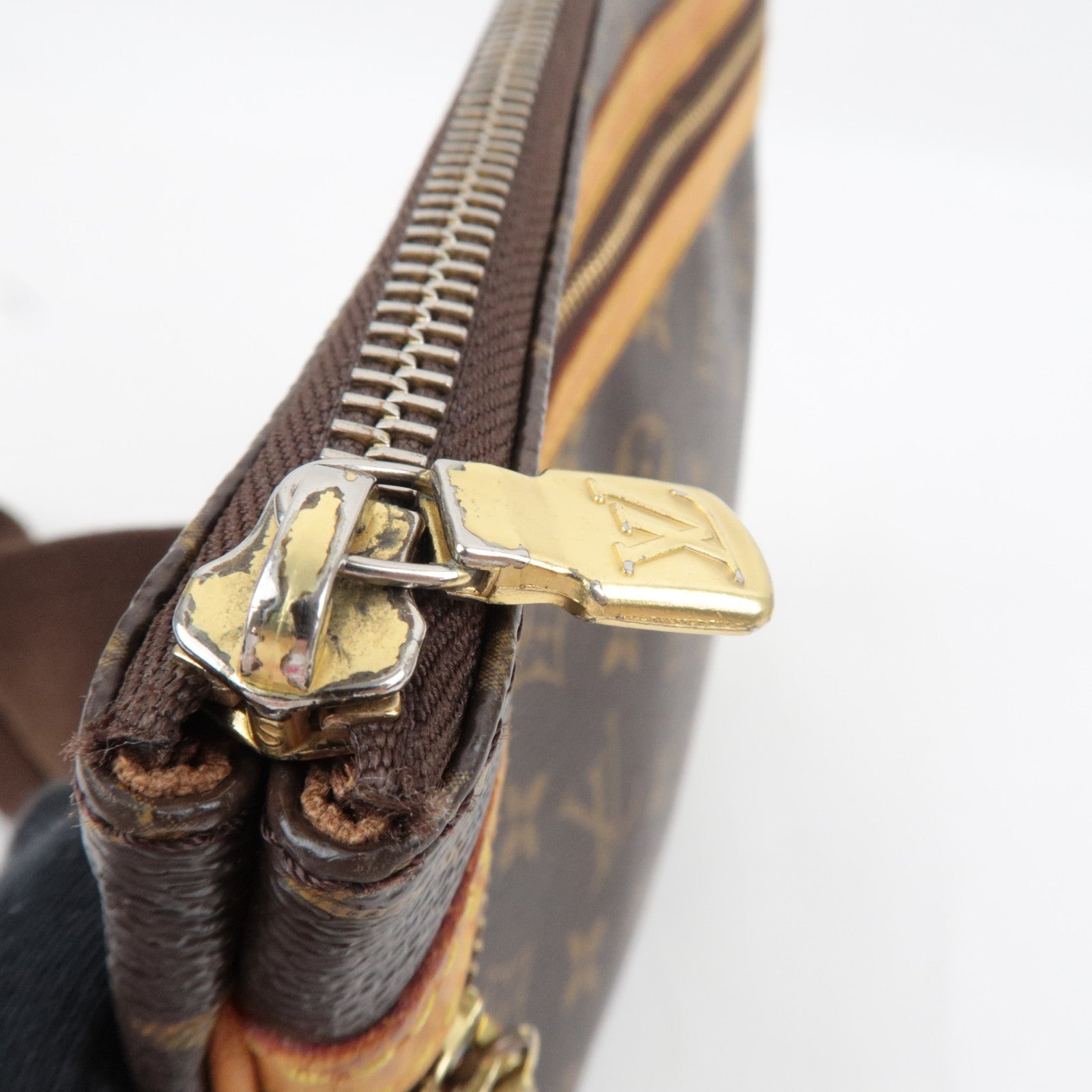 Louis Vuitton Monogram Pochette Bosphore Shoulder Bag M40044 MI1015