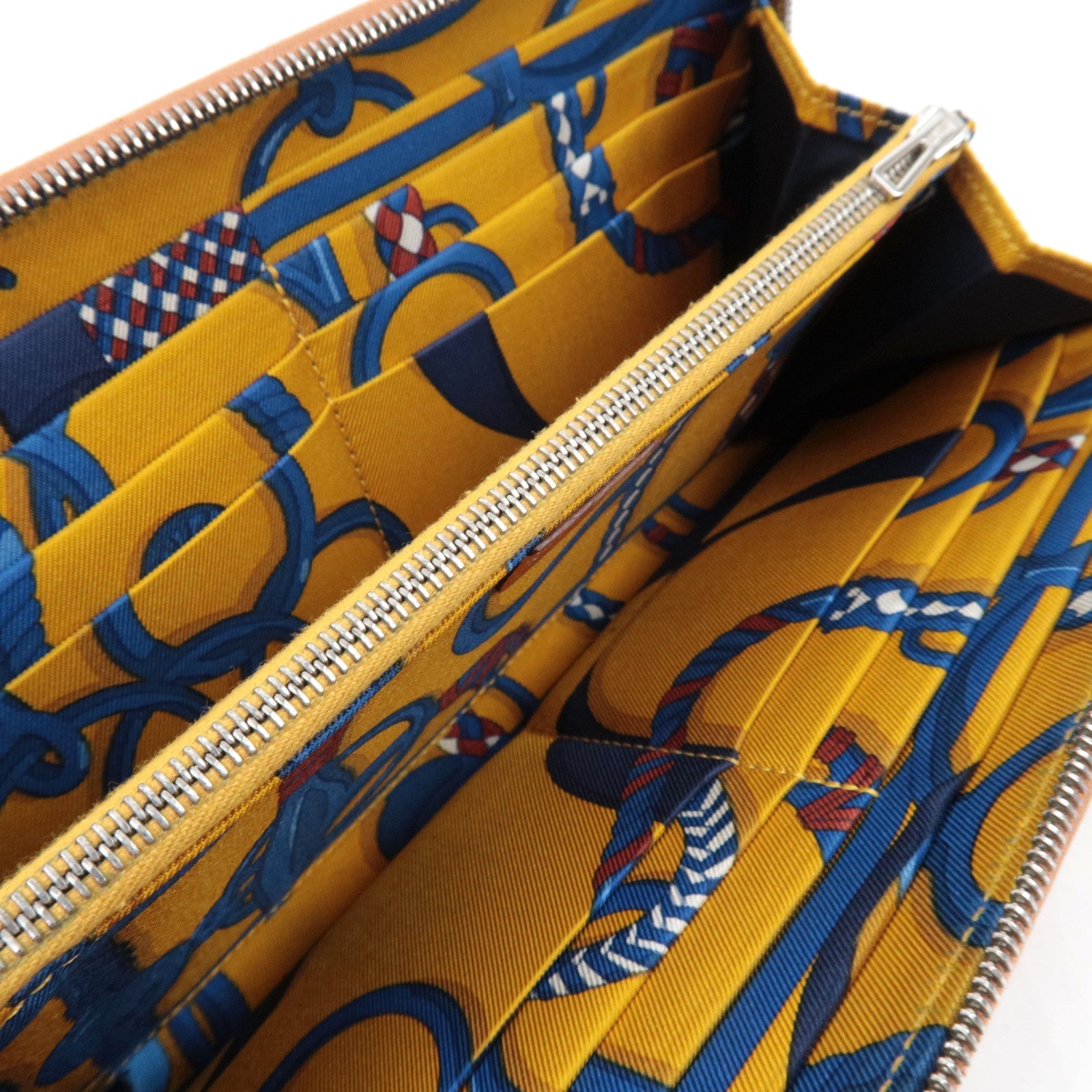 HERMES Azap Long Silkin Long Wallet D Stamp(2019) Veau-Epsom Gold *Box