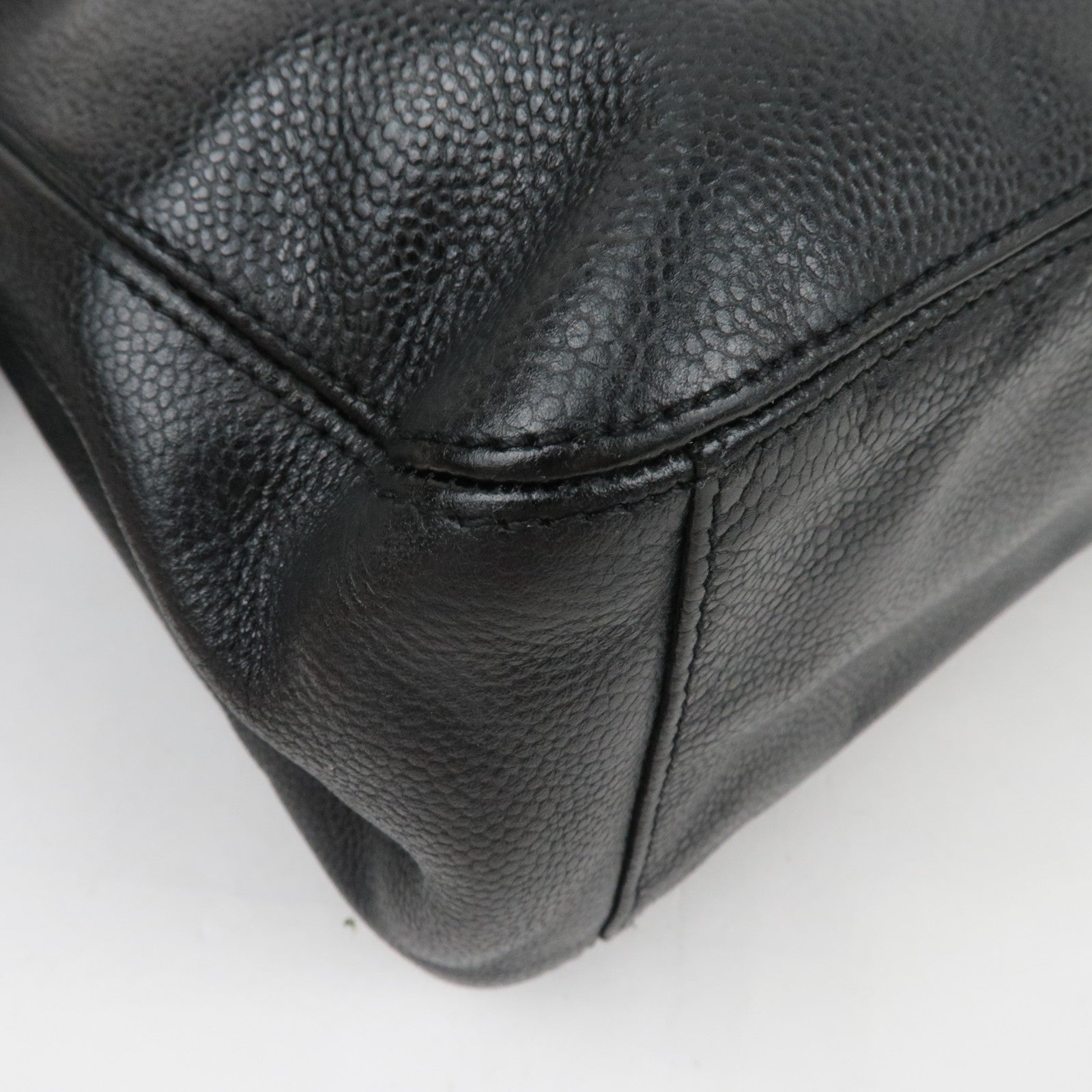 CHANEL Supermodel Medium Chain Tote Bag Caviar Skin Black Gold HDW 4676511