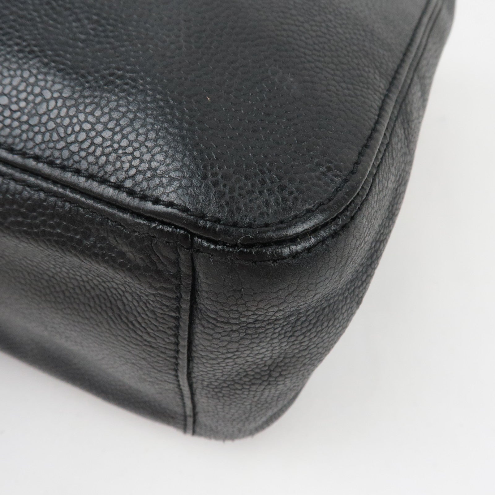 CHANEL Supermodel Medium Chain Tote Bag Caviar Skin Black Gold HDW 4676511