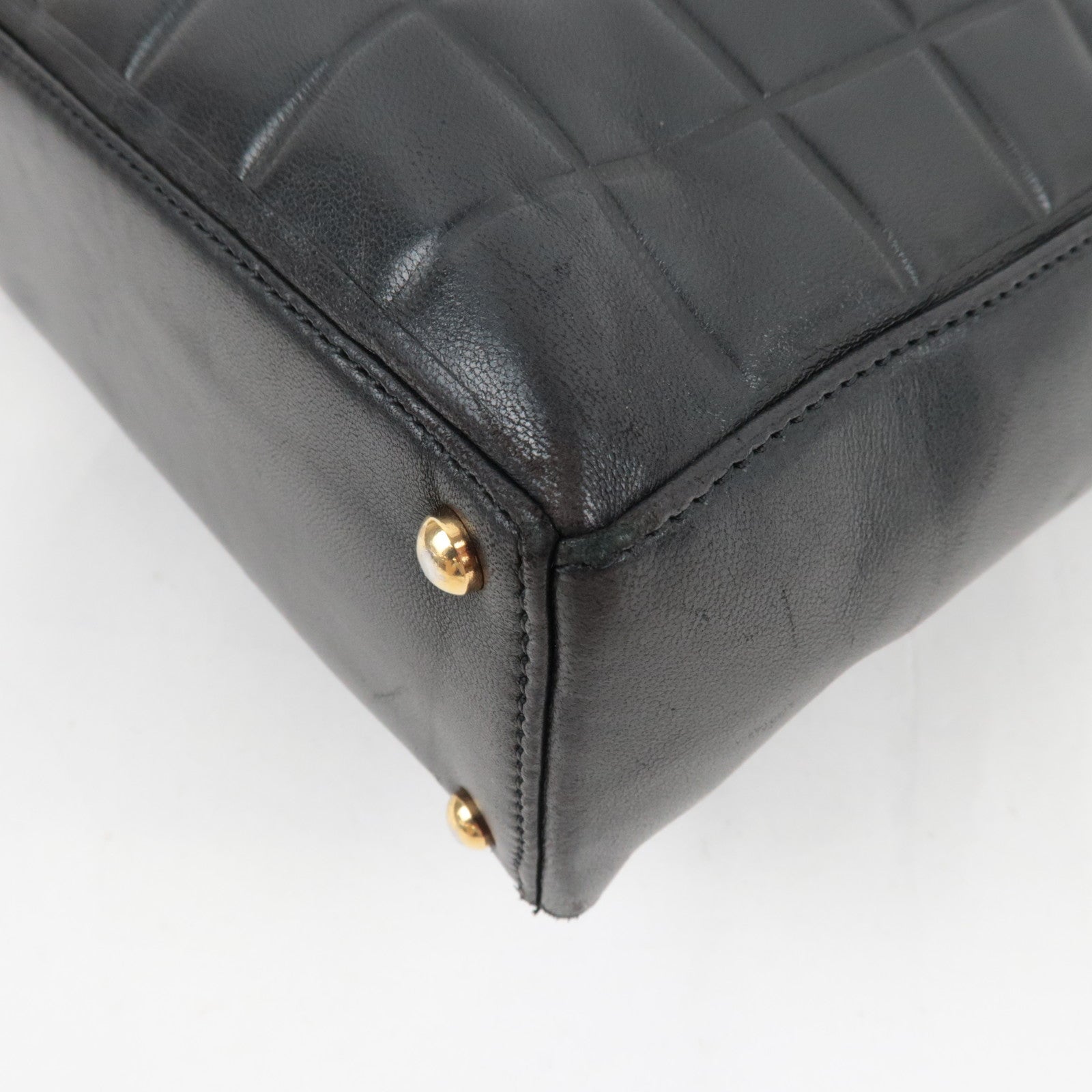 CHANEL Chocolate Bar Tote Bag Vertical Lambskin Black Gold HDW 6915147