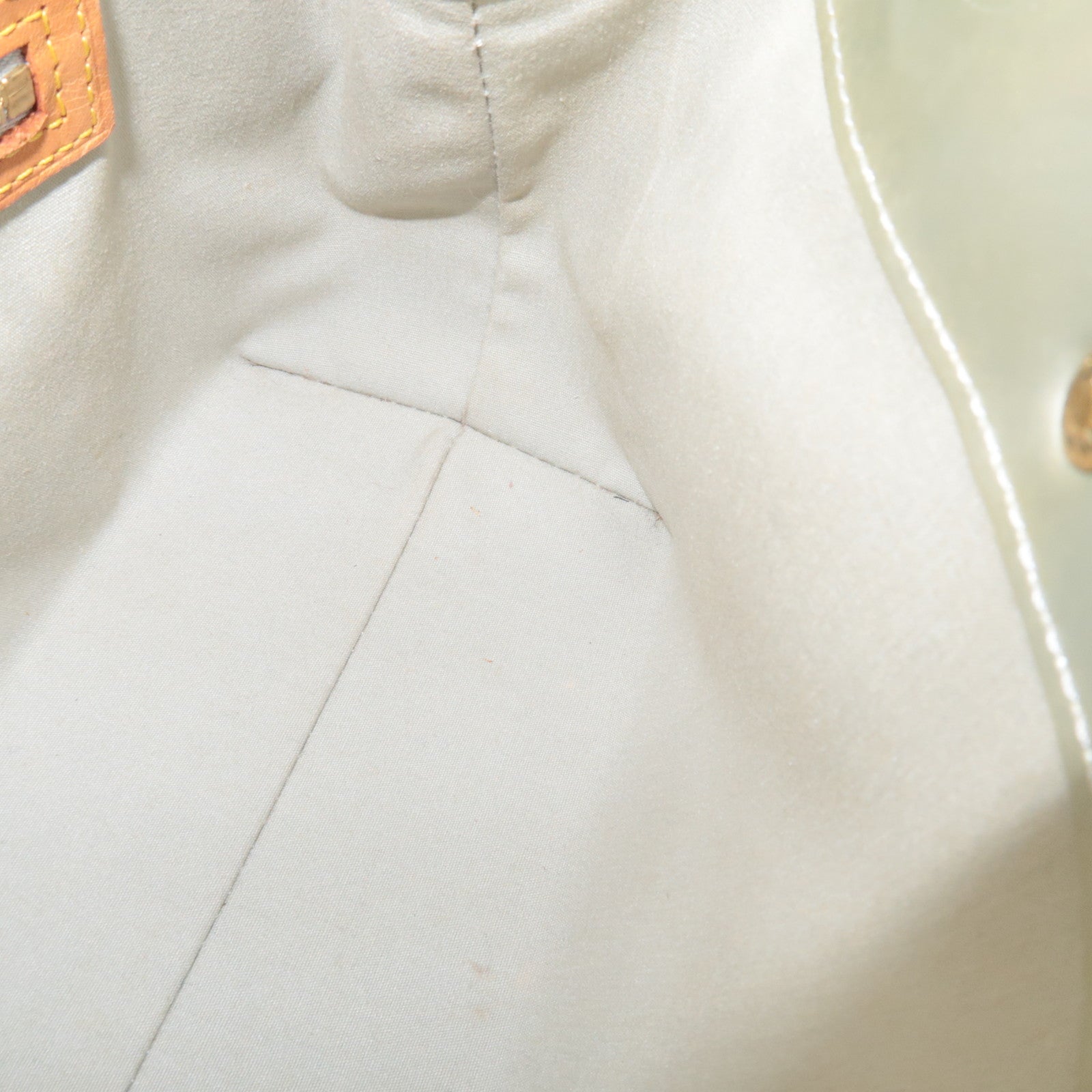 Louis Vuitton Monogram Vernis Reade PM Gris M91145 MI1021