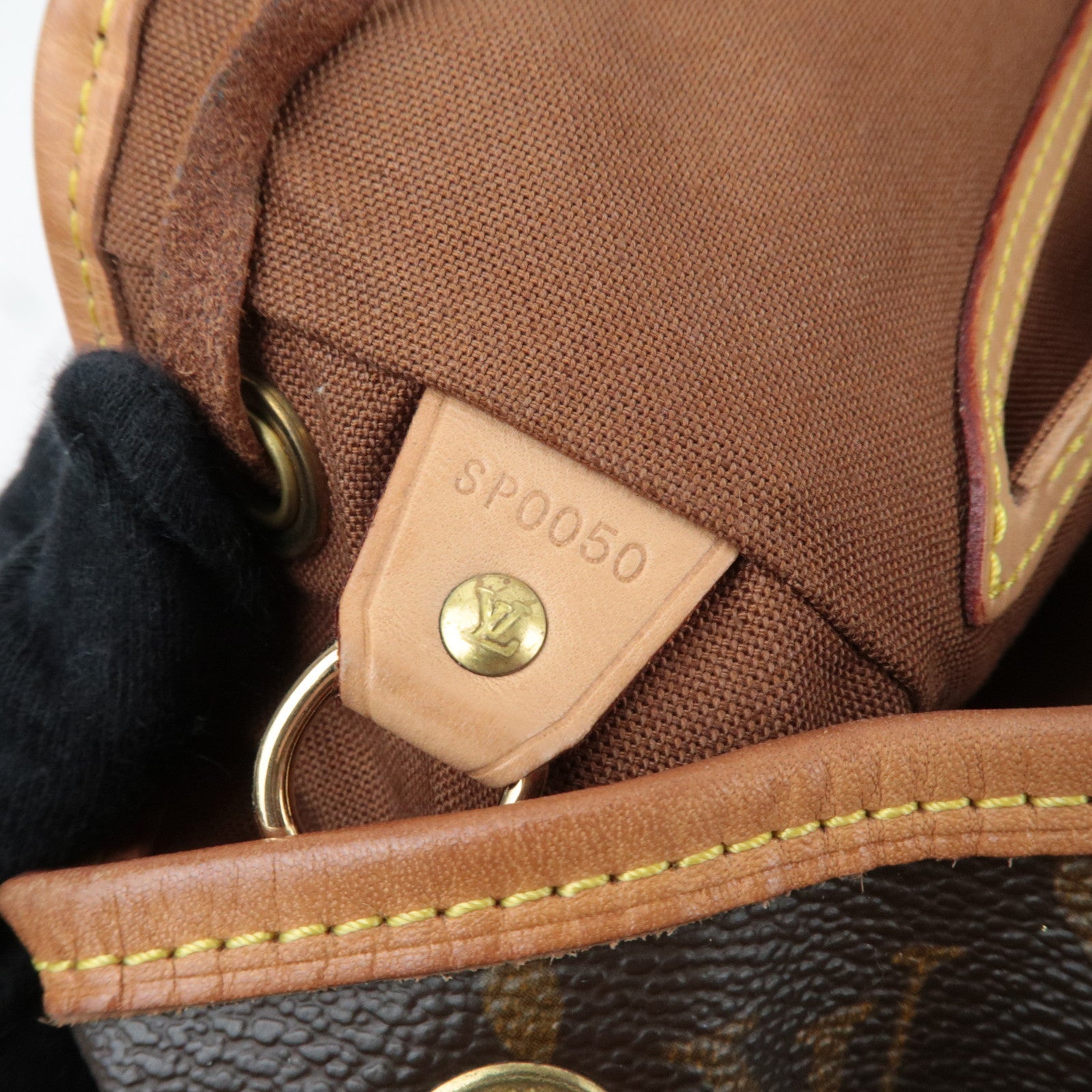 Louis Vuitton Monogram Montsouris MM Backpack M51136 SP0050