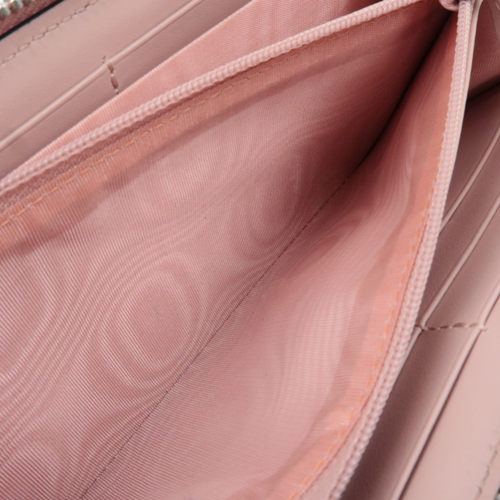 GUCCI GG Marmont Round Zip Long Wallet Leather Pink 443123 *Box, Dust bag