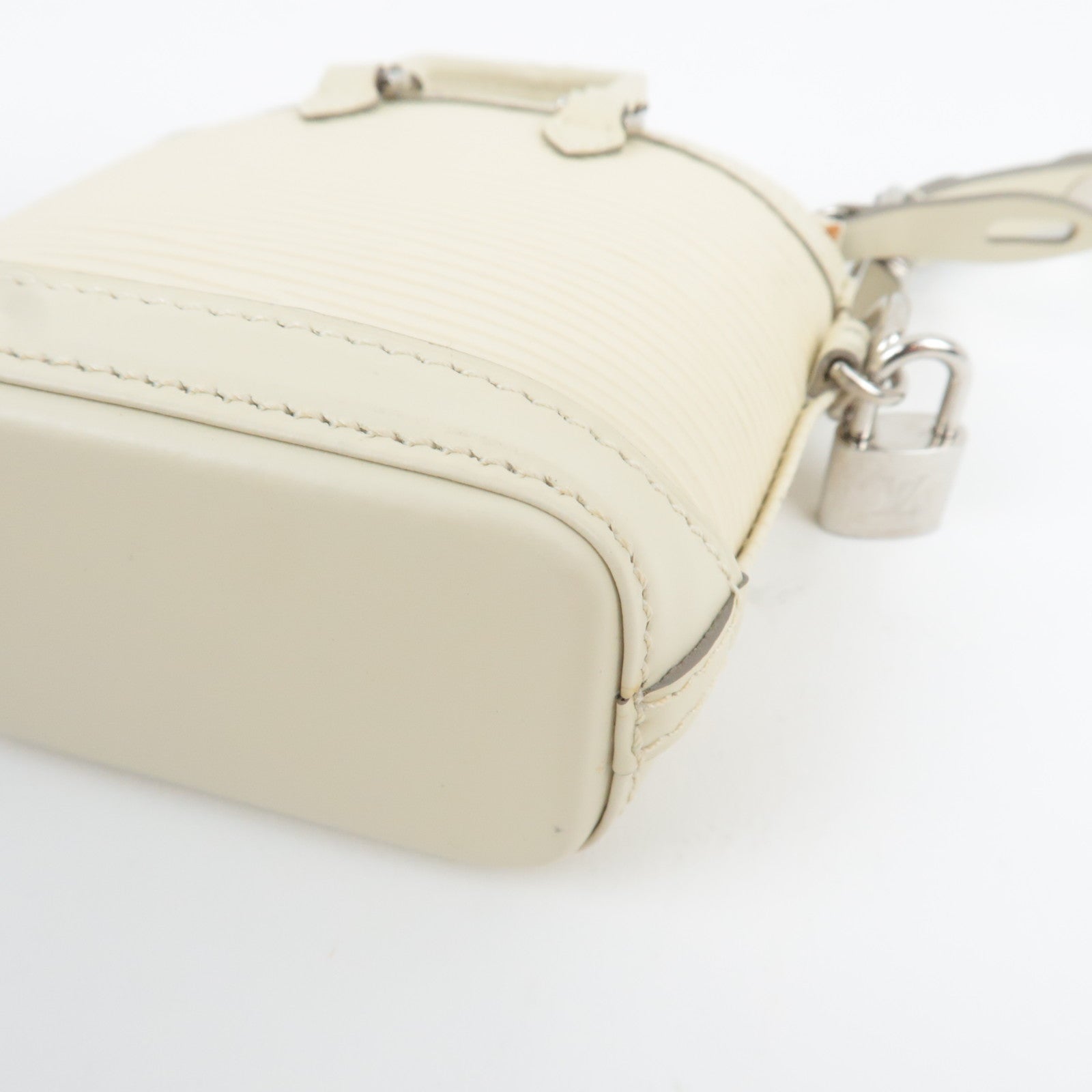 Louis Vuitton Epi Mini Lockit Bag Charm Yvoire M6001J *Dust bag, Clip