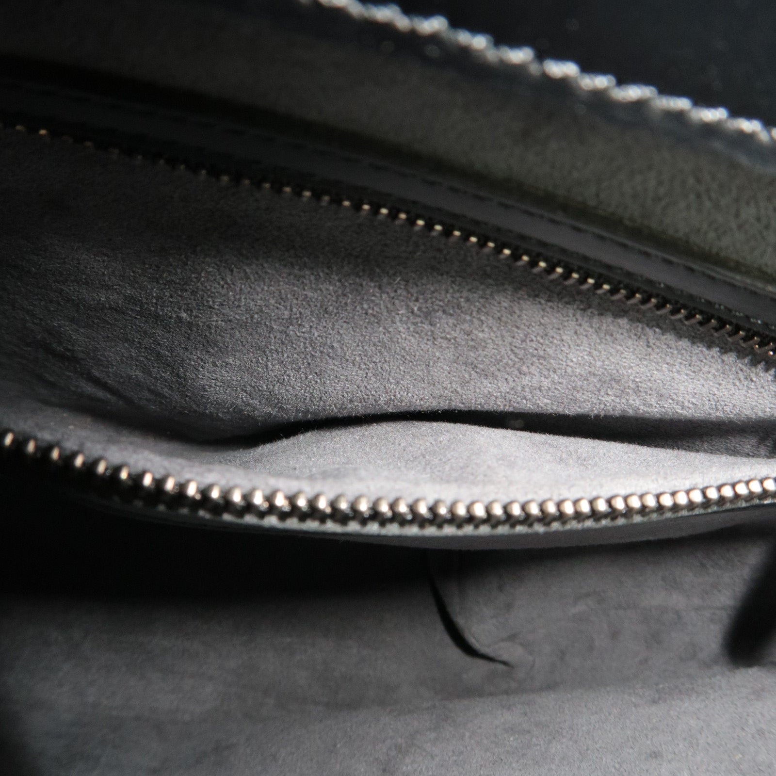 Louis Vuitton Epi Verso Shoulder Bag Noir M52812 SP0050