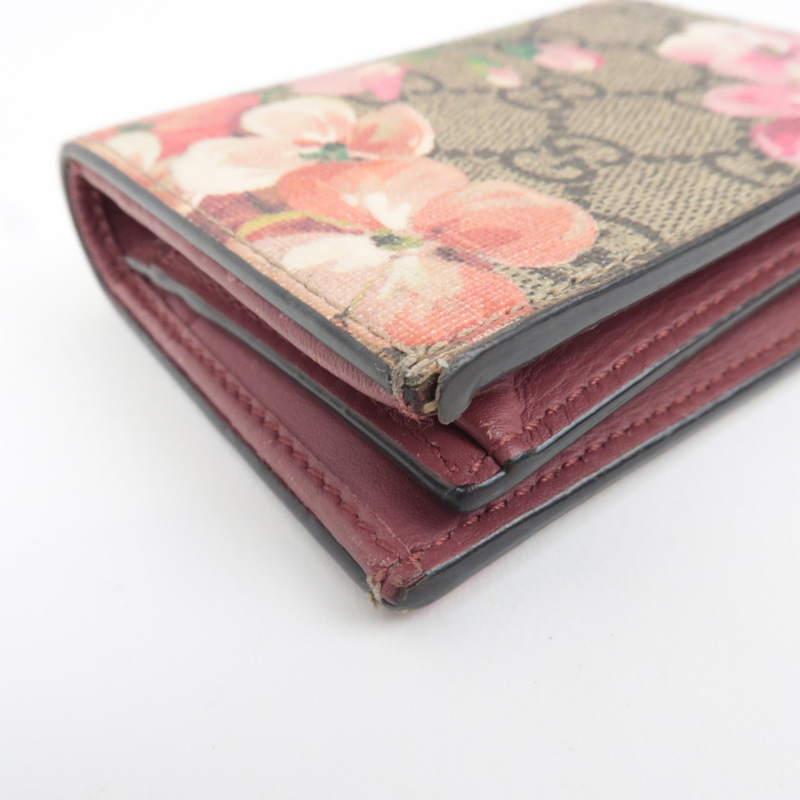 GUCCI GG Blooms Bifold Wallet GG Supreme Beige 453176