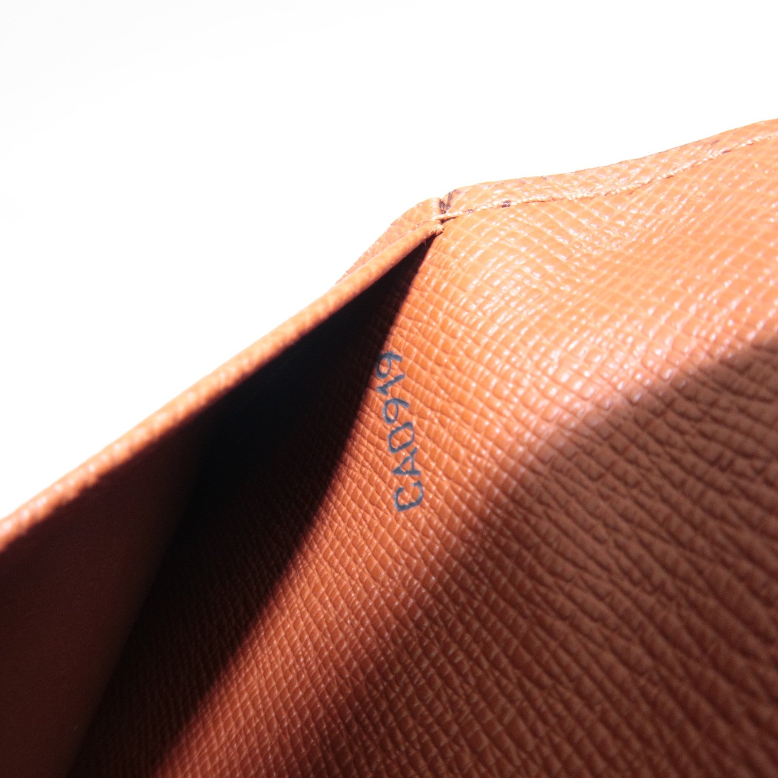 Louis Vuitton Monogram Pochette Photo Photo Case M58817 CA0919