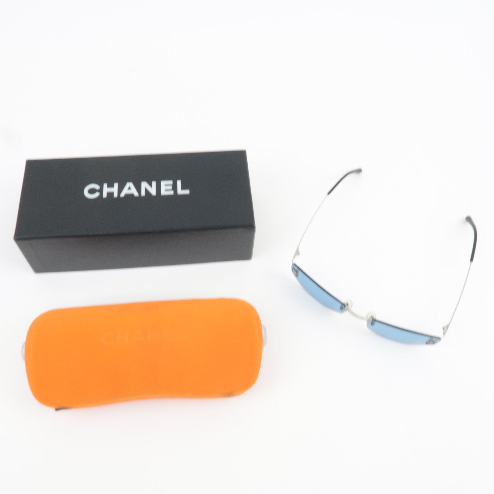 CHANEL Sunglasses 4002 c.103/72 54□19 130 Metal Blue *Box, Case, Cloths