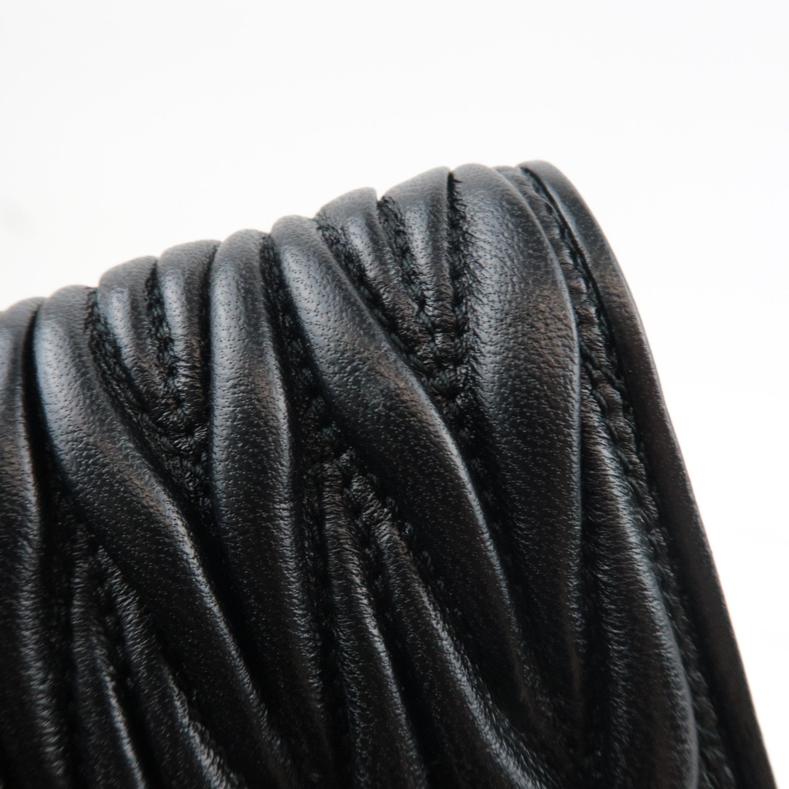 MIU MIU Matelasse Bifold Wallet Leather Black 5MV204 *Box