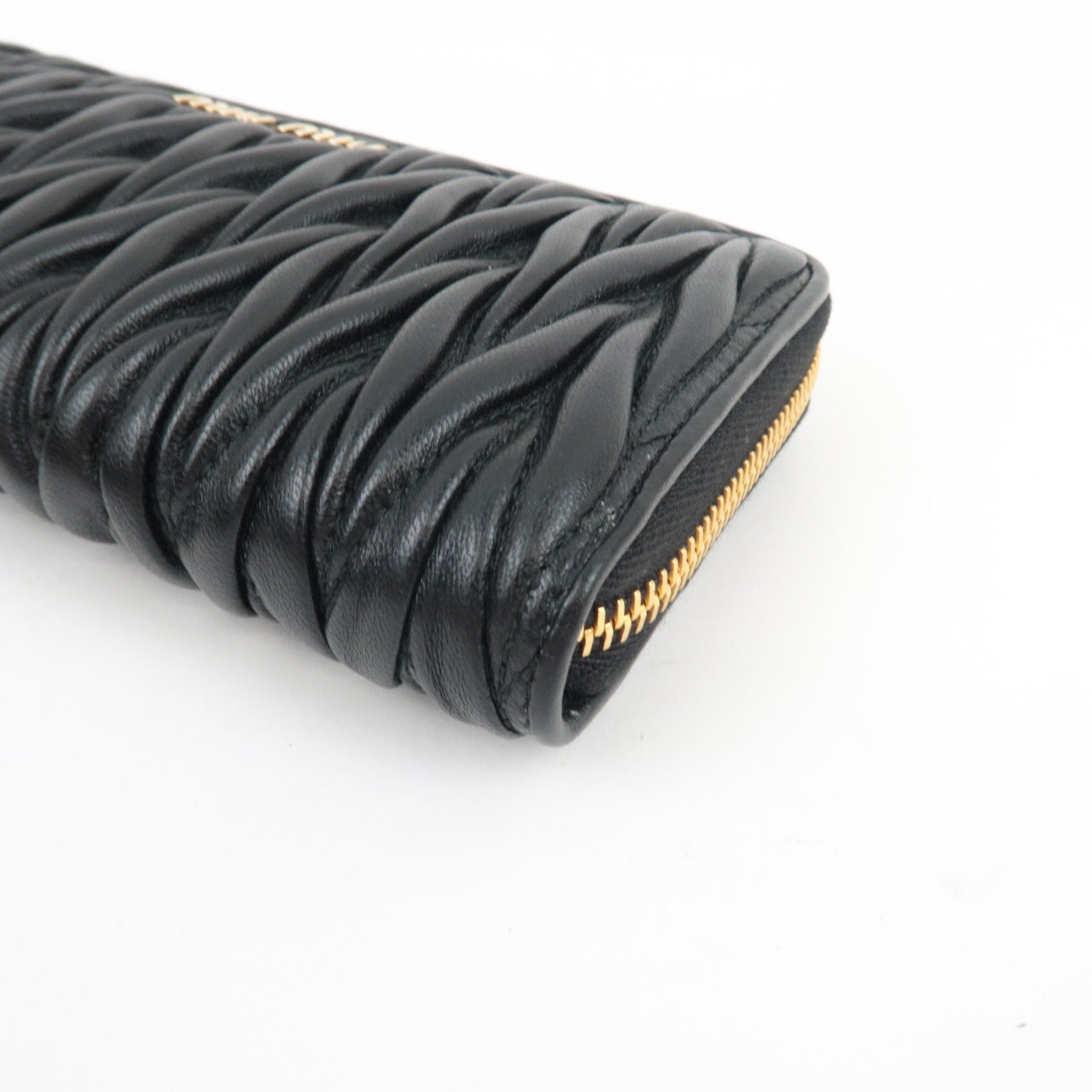 MIU MIU Matelasse Round Zipper Long Wallet Leather Black *Box