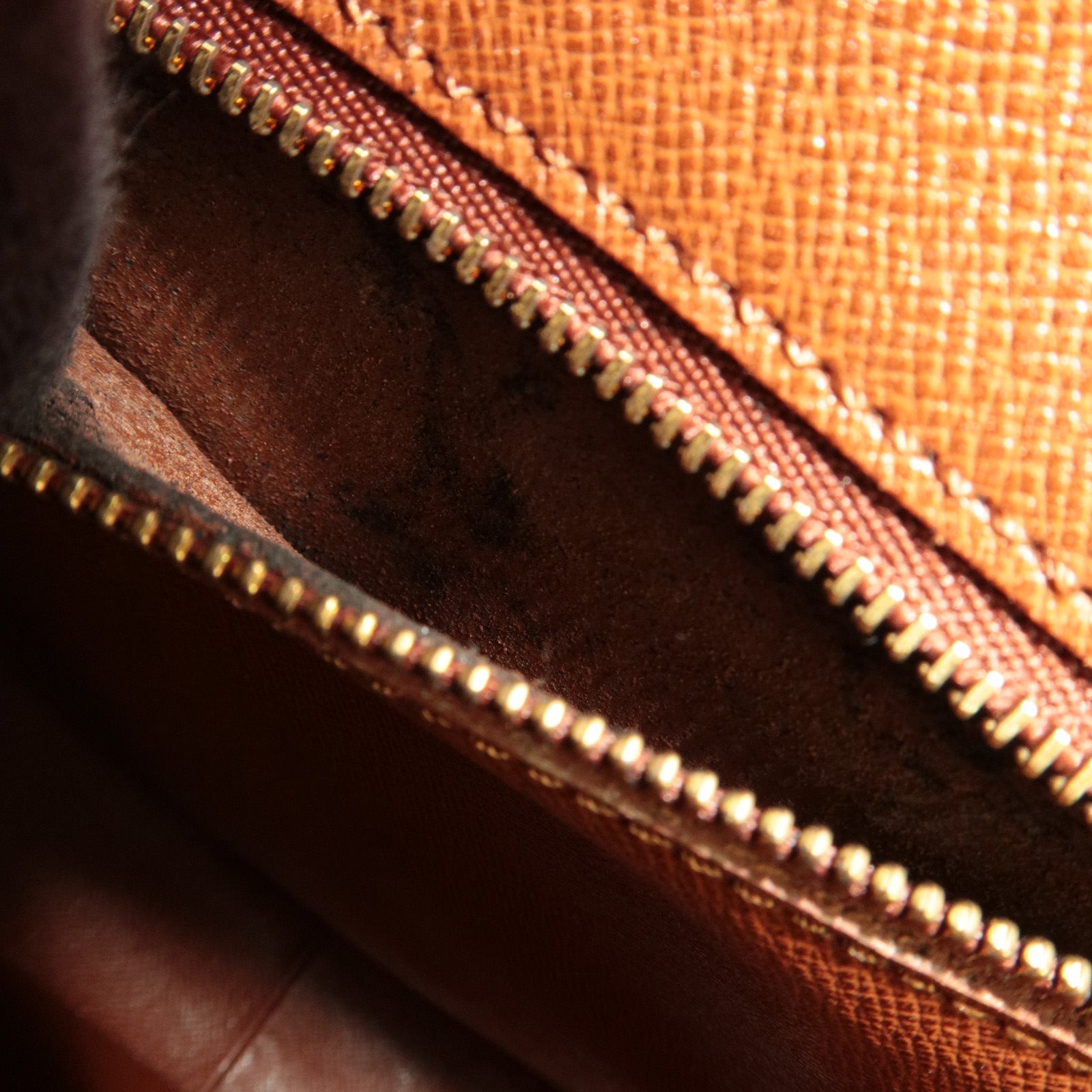 Louis Vuitton Monogram Saint Cloud GM Shoulder Bag M51242 TH0931