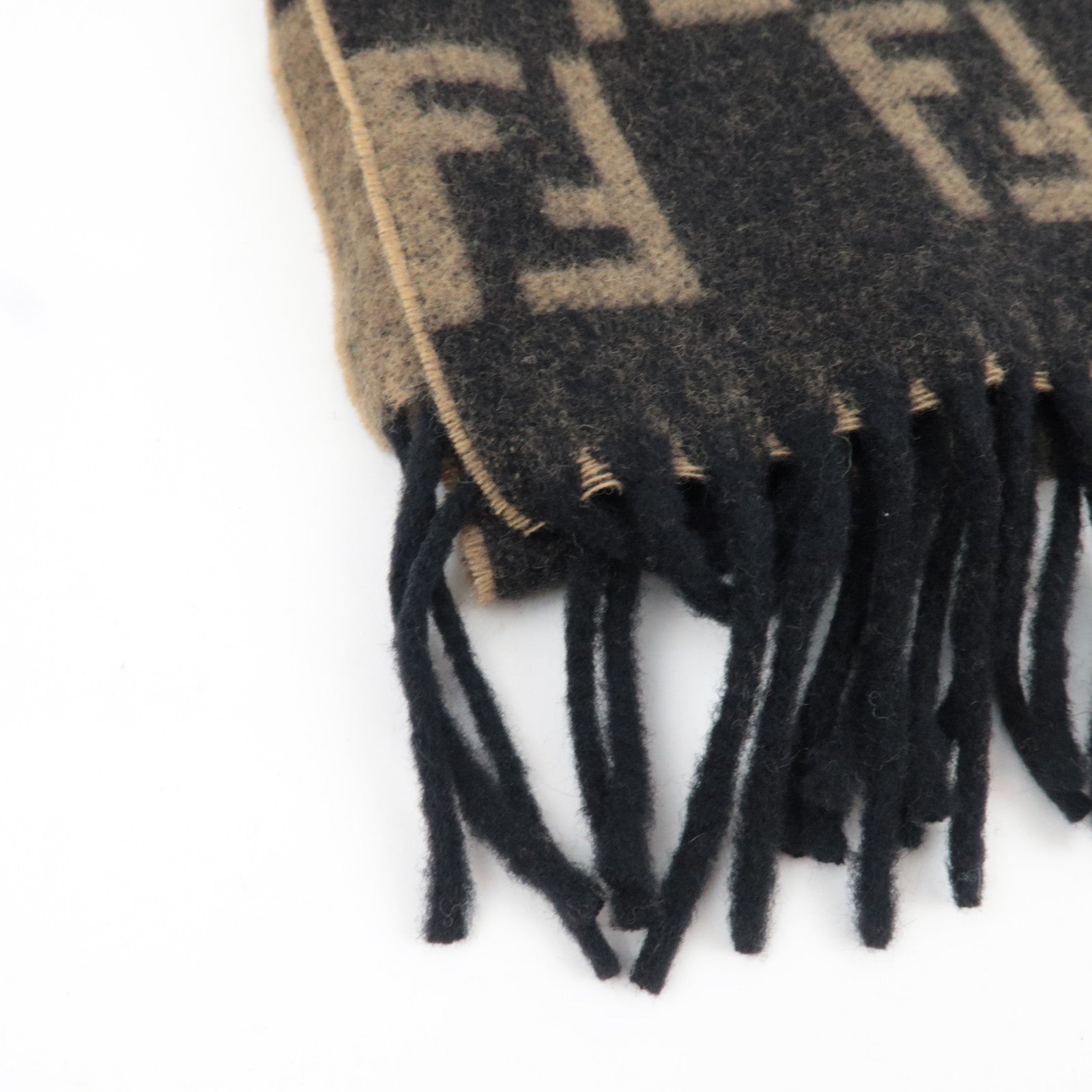 FENDI Pequin Scarf 100% Wool Beige Black