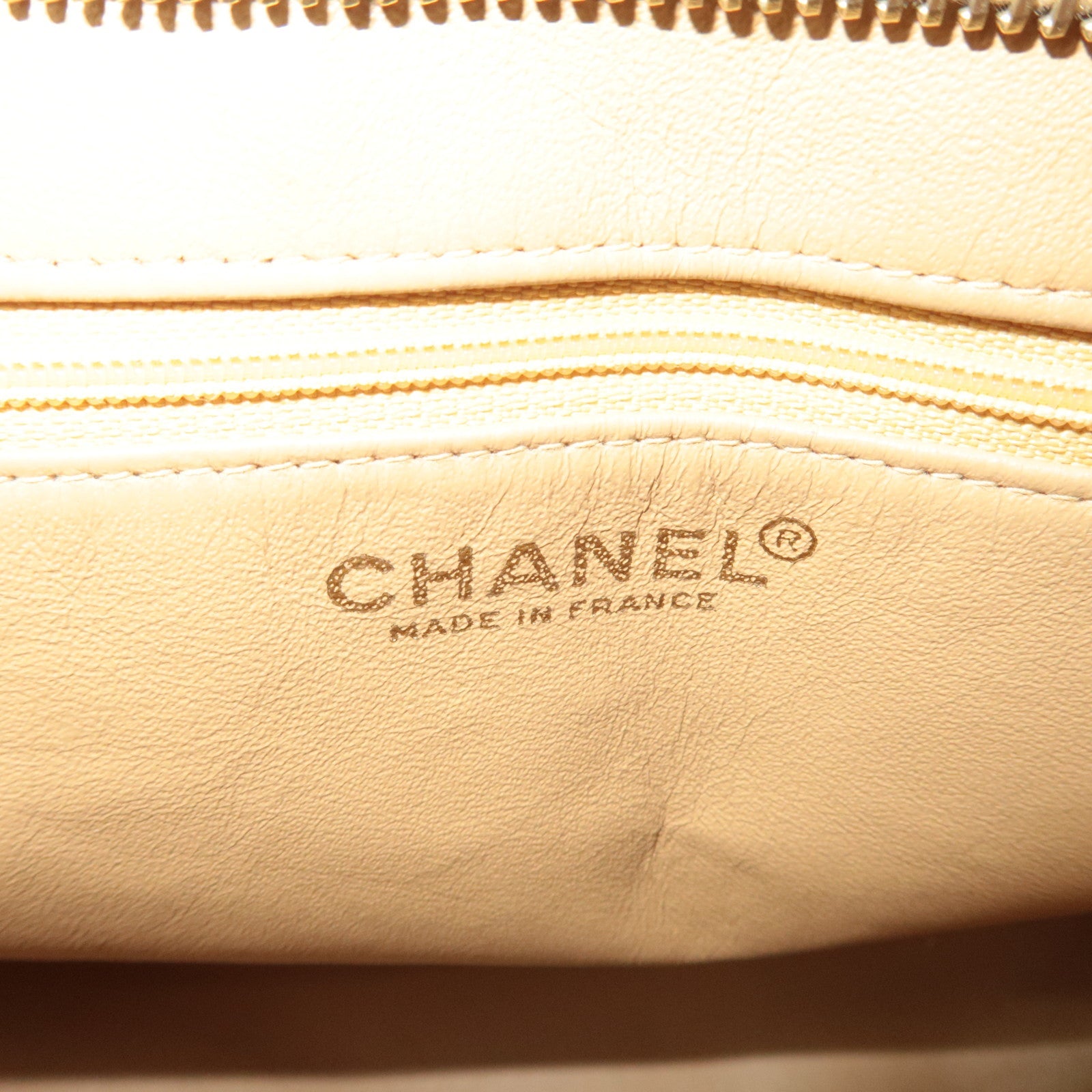 CHANEL Matelasse Medallion Tote Caviar Skin Beige Gold HDW A01804 7231753