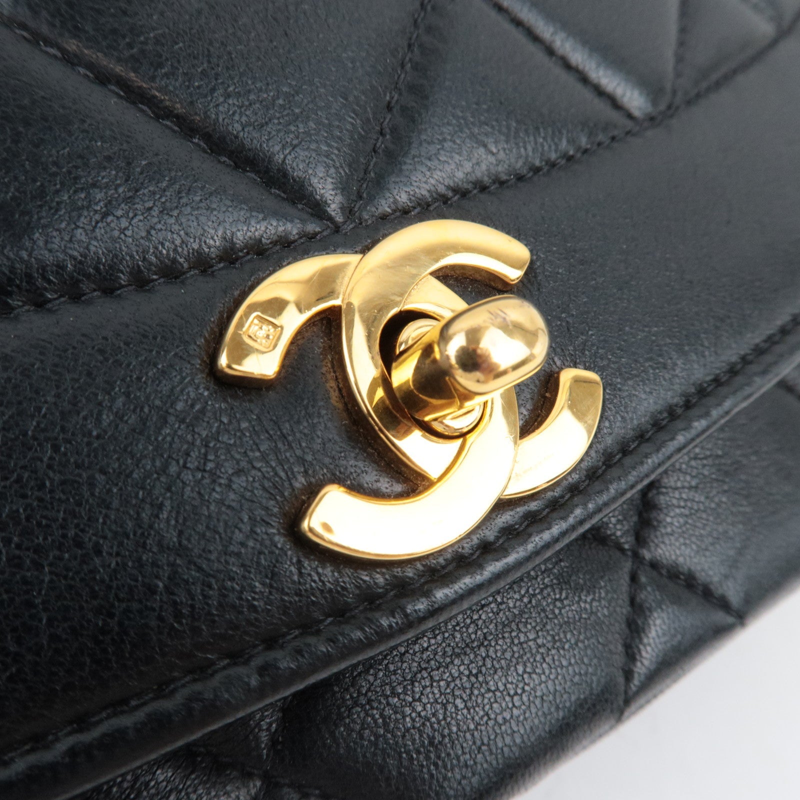 CHANEL Diana Matelasse 25 Chain Shoulder Bag Lambskin Black Gold HDW 2382830