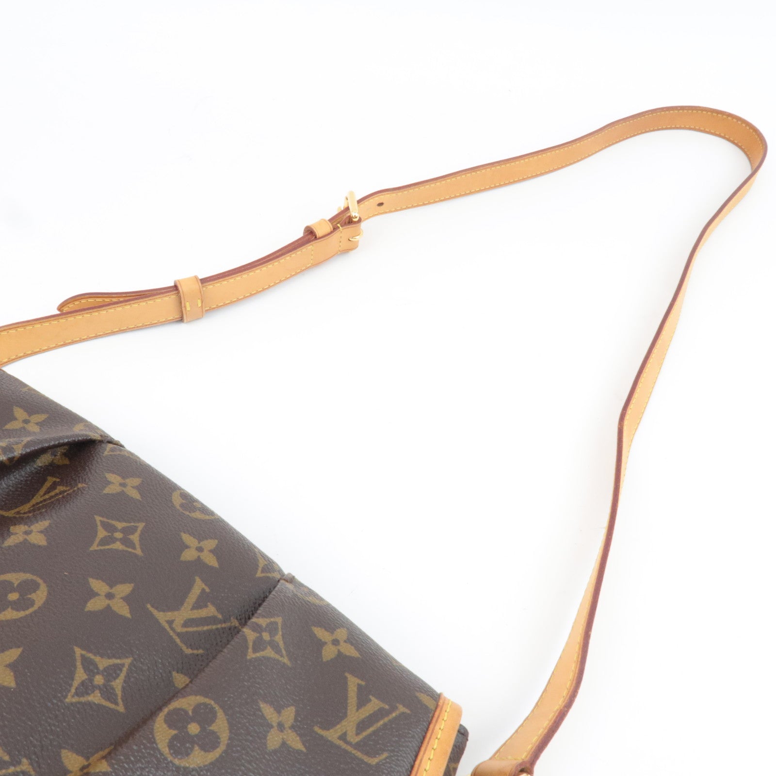 Louis Vuitton Monogram Menilmontant PM Shoulder Bag M40474 DU2132