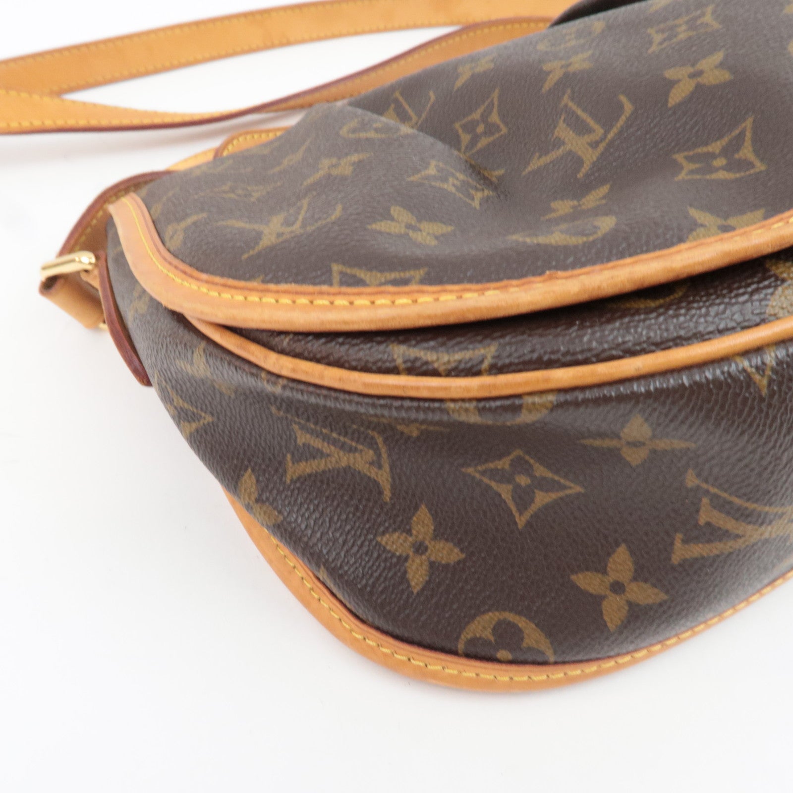 Louis Vuitton Monogram Menilmontant PM Shoulder Bag M40474 DU2132