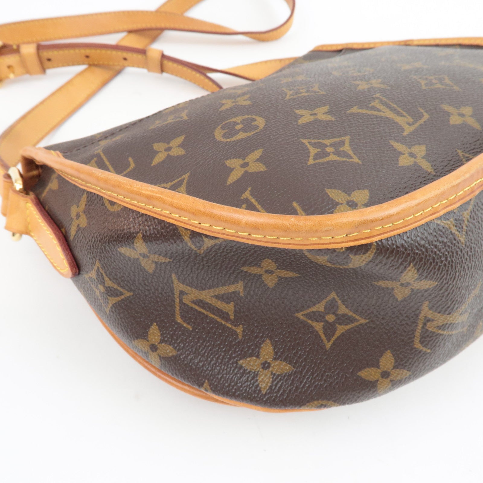 Louis Vuitton Monogram Menilmontant PM Shoulder Bag M40474 DU2132