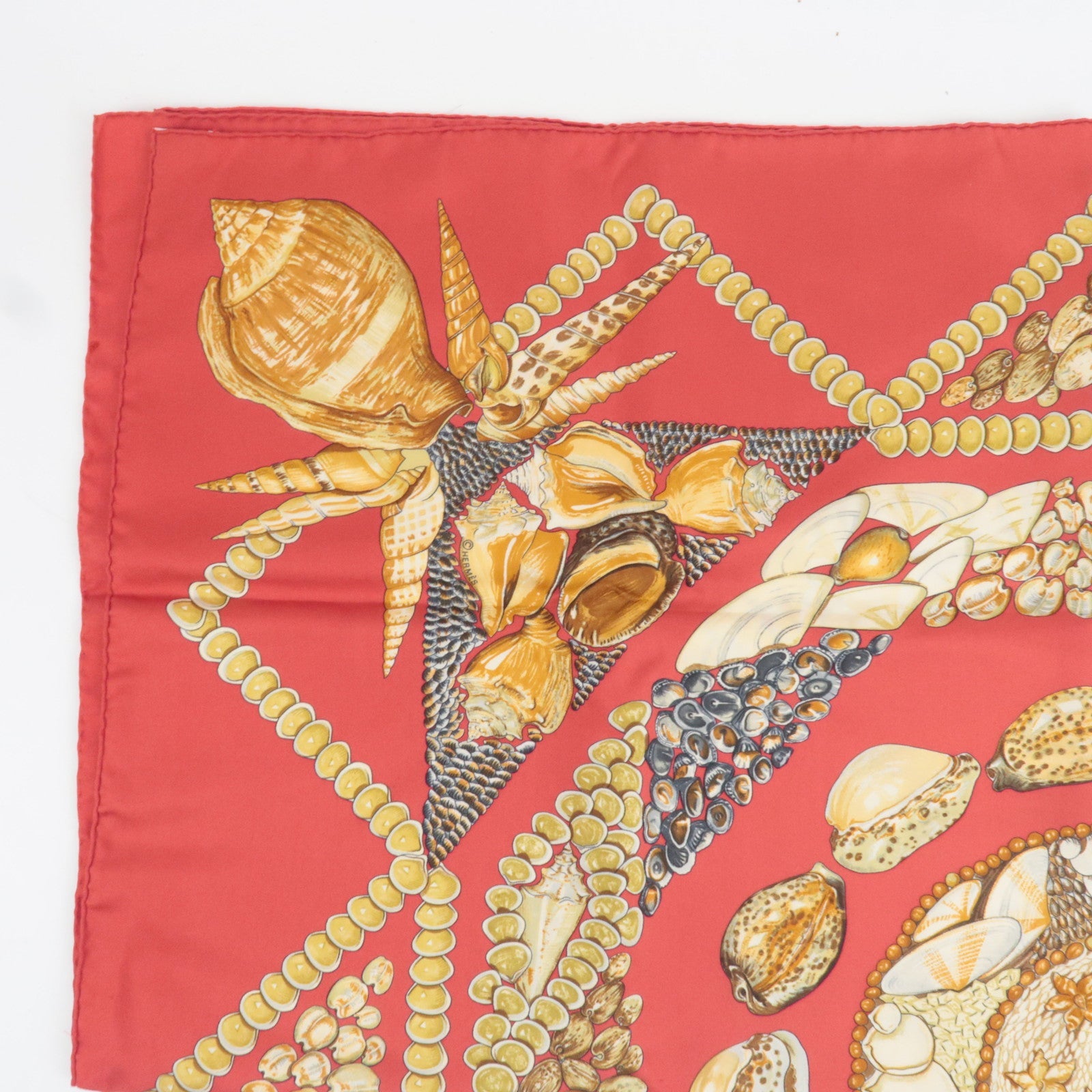HERMES Carre 90 Scarf Rocaille 100% Silk Red *Box