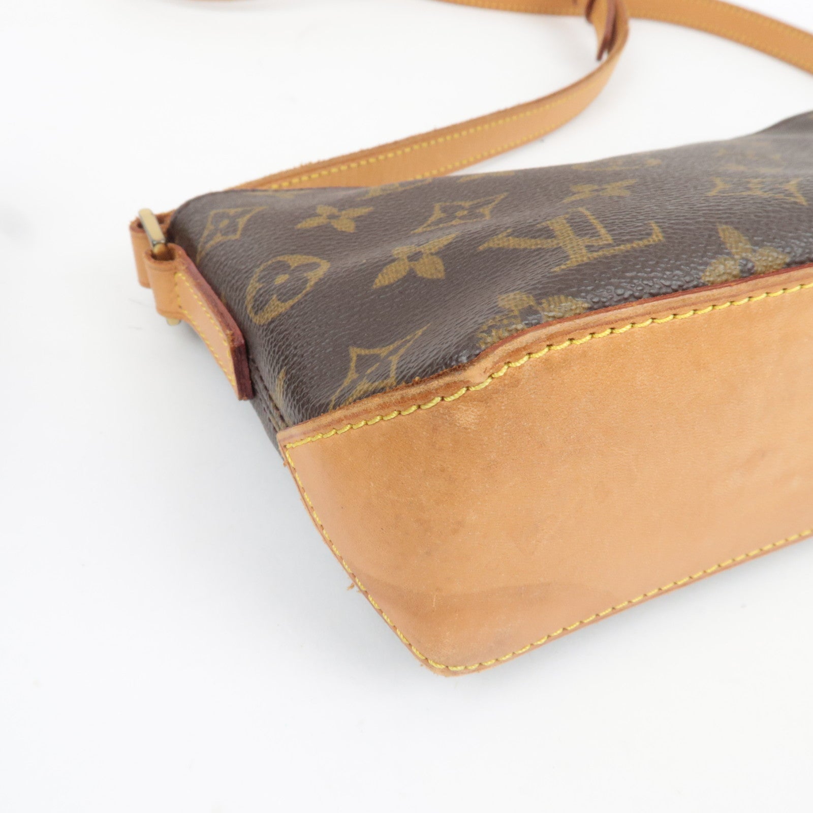 Louis Vuitton Monogram Trotteur Shoulder Bag M51240 SL0072