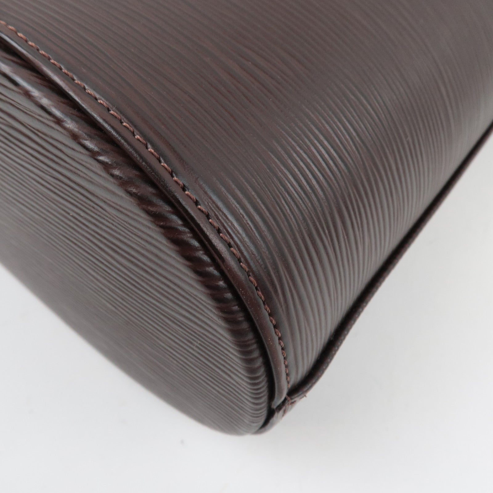 Louis Vuitton Epi Verso Shoulder Bag Mocha M5281D SP0090