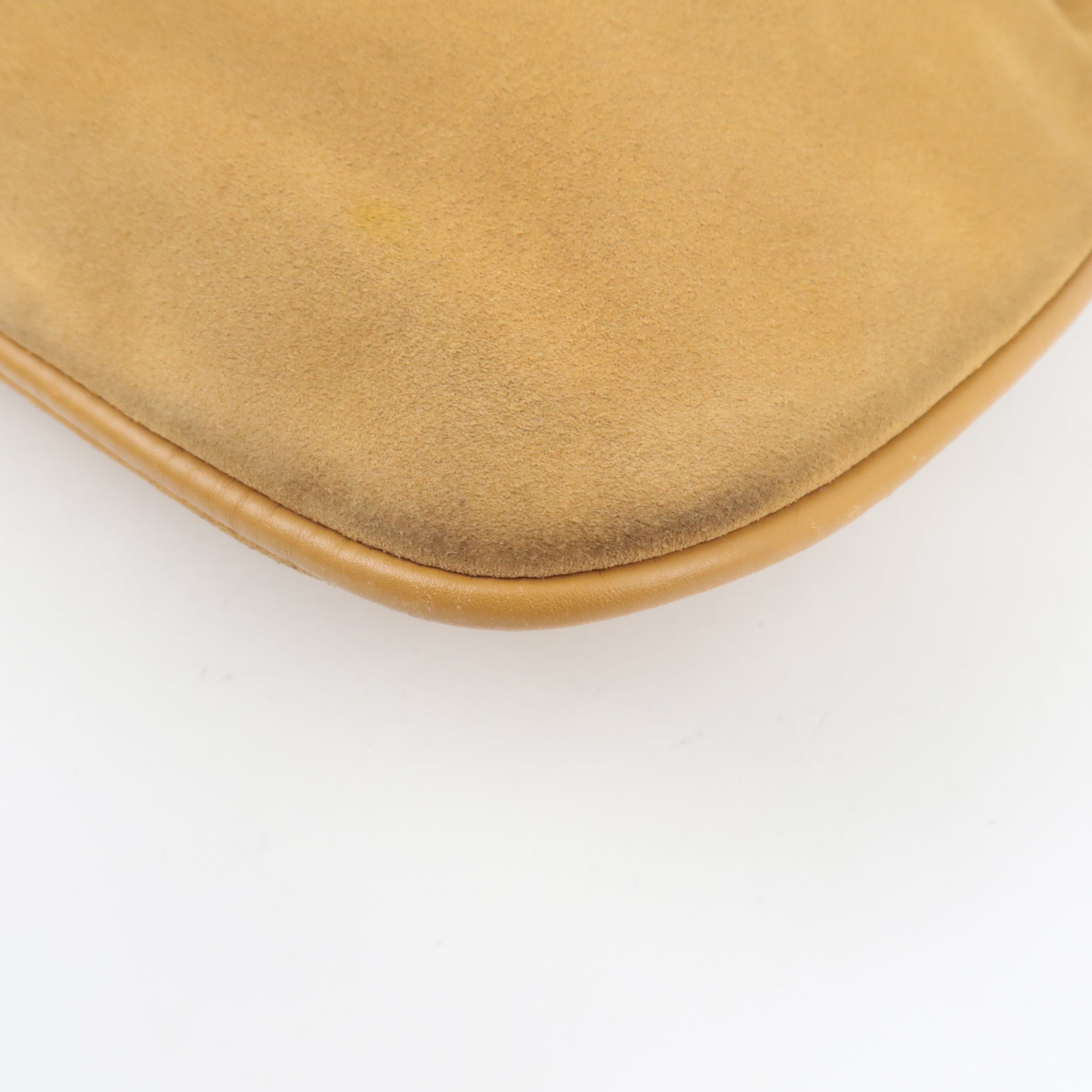 GUCCI Drawstring One Shoulder Bag Suede Leather Light Brown 001.4030 *Dust bag