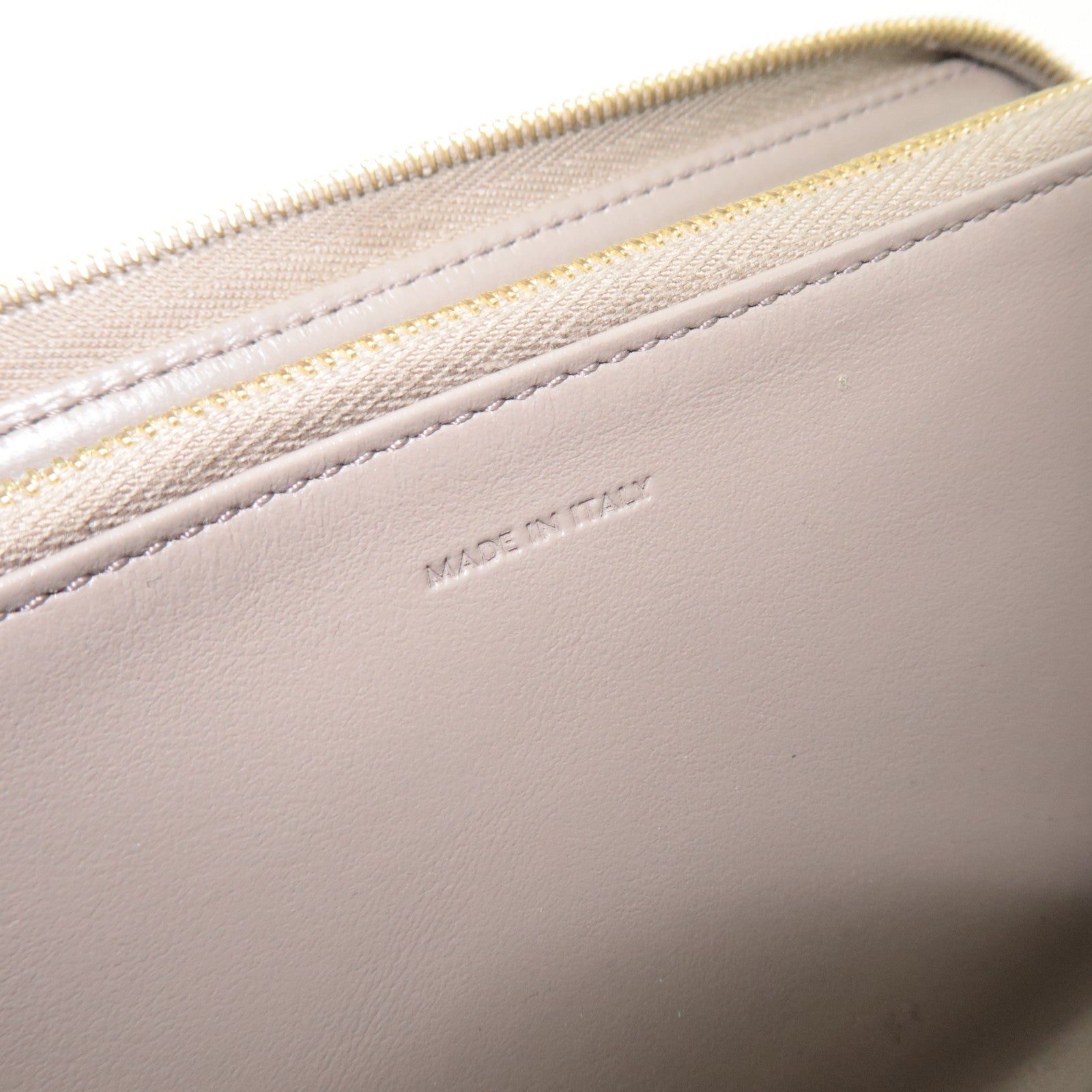 CELINE Round Zipper Long Wallet Leather Greige *Box, Dust bag