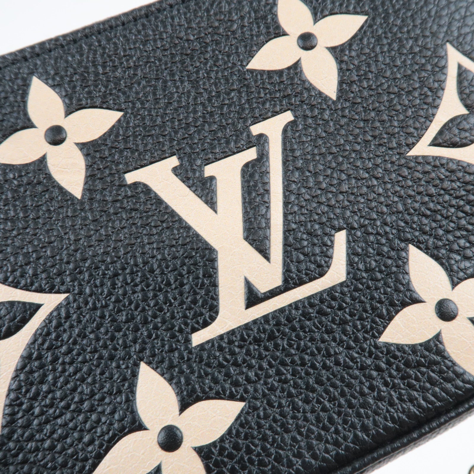 Louis Vuitton Bicolor Monogram Empreinte Mini Pochette Accessoires Noir M80732 RFID *Box, Dust bag