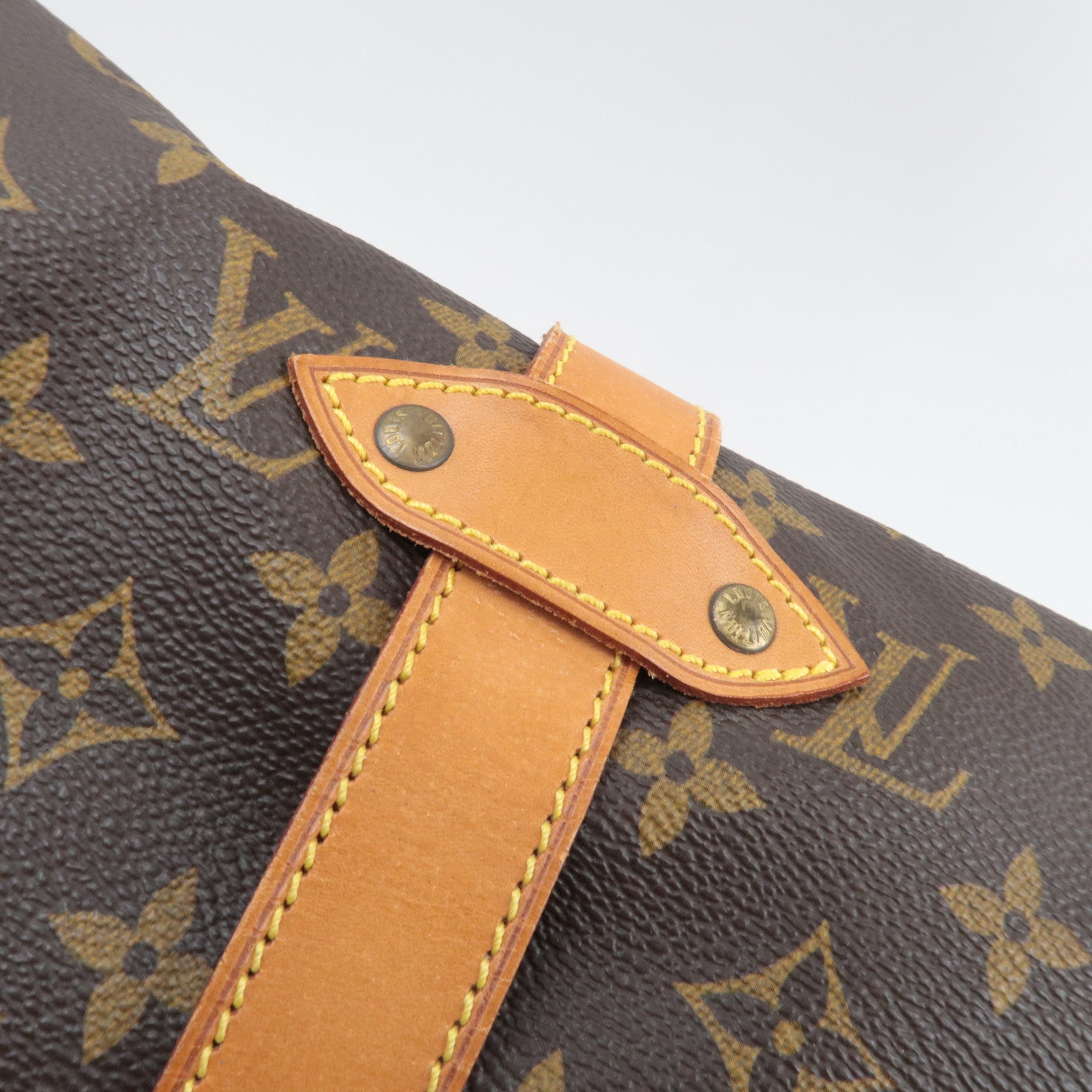 Louis Vuitton Monogram Saumur 35 Shoulder Bag M42254 MB0937