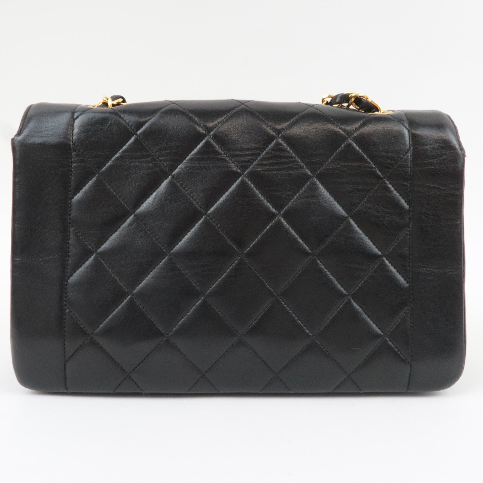 CHANEL Matelasse Diana 25 Chain Shoulder Bag Lambskin Black Gold HDW 28536885 *Dust bag, G card