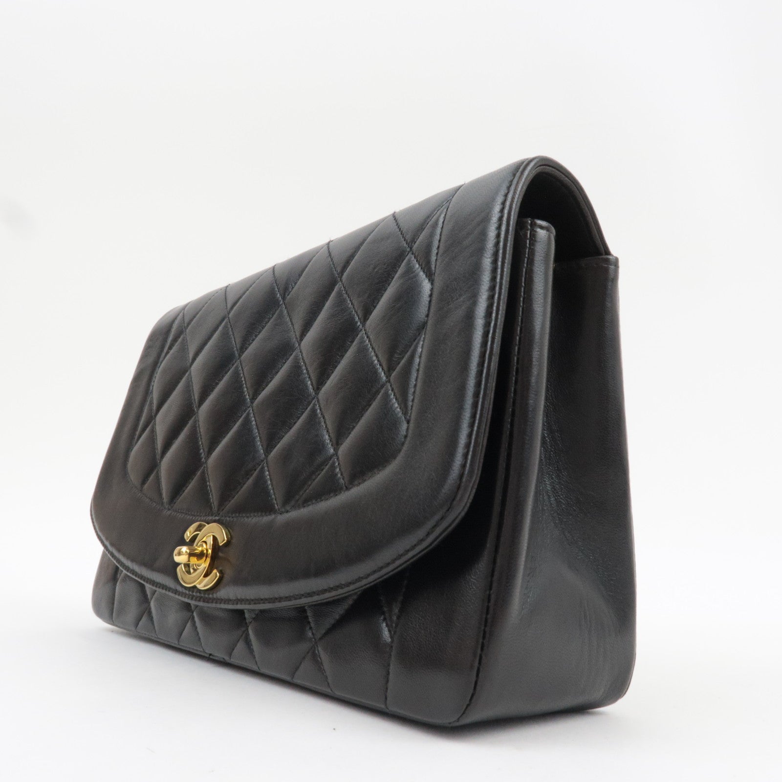 CHANEL Matelasse Diana 25 Chain Shoulder Bag Lambskin Black Gold HDW 28536885 *Dust bag, G card