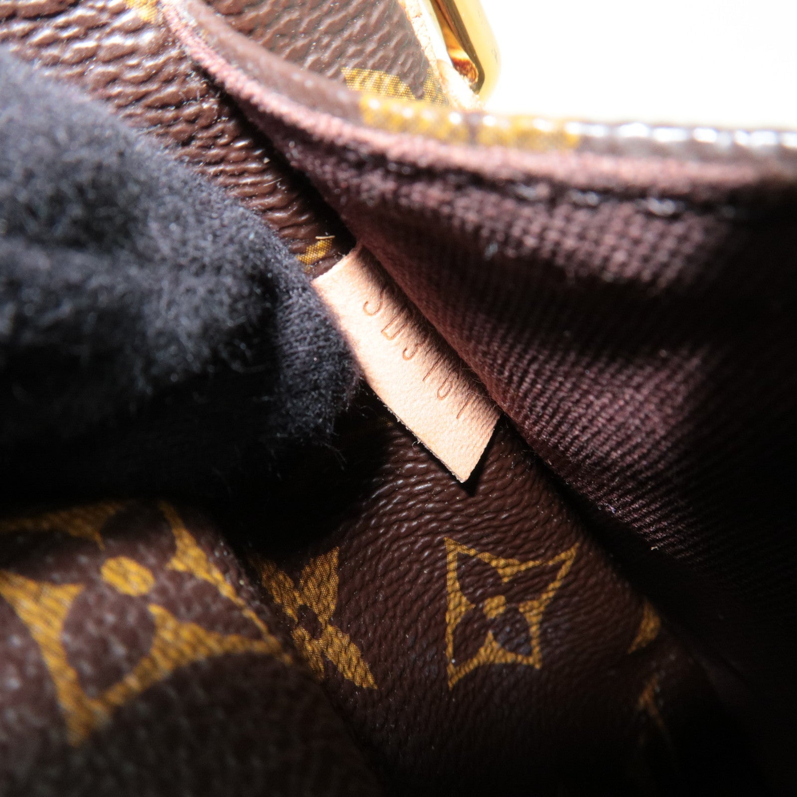 Louis Vuitton Monogram Menilmontant PM Shoulder Bag M40474 SD3161