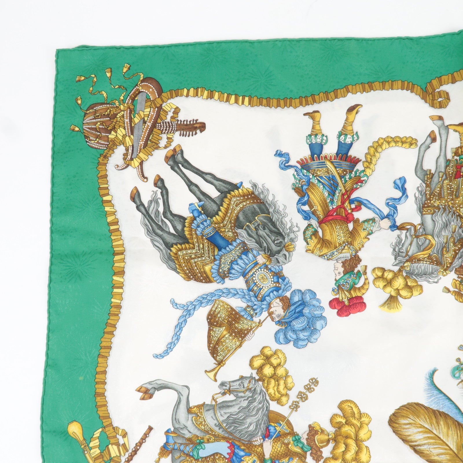 HERMES Carre 90 Scarf LES FETES DU ROI SOLEIL 100% Silk Green White