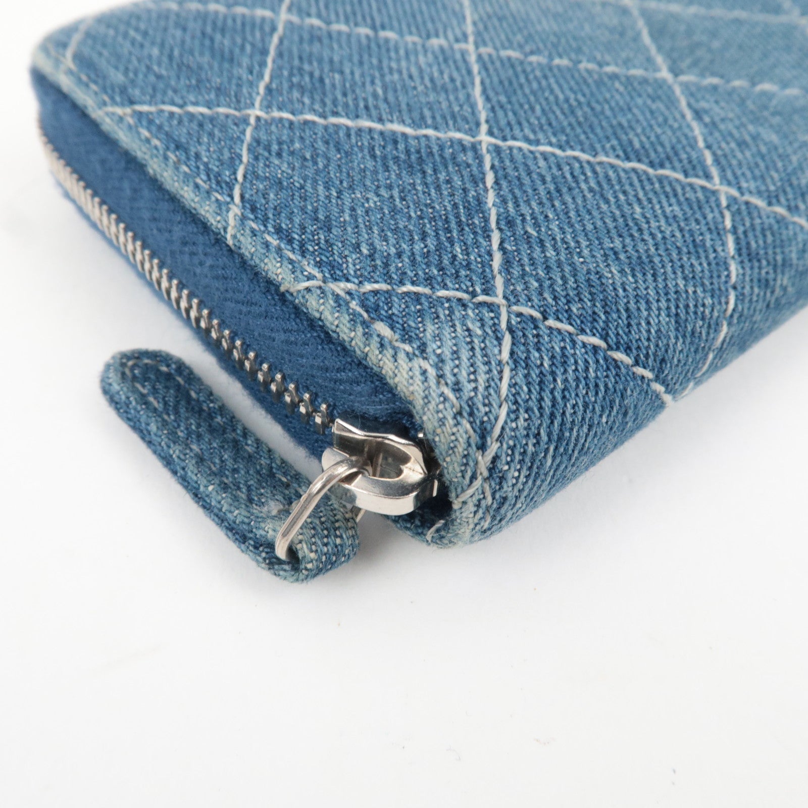 CHANEL Matelasse Round Zipper Long Wallet Denim Blue 27616023 *G card