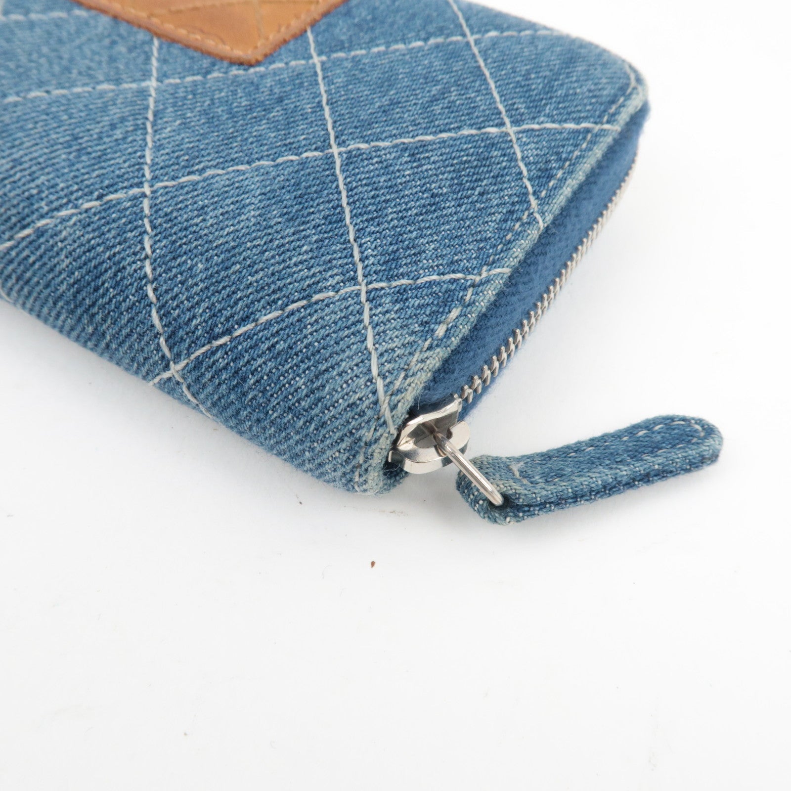 CHANEL Matelasse Round Zipper Long Wallet Denim Blue 27616023 *G card