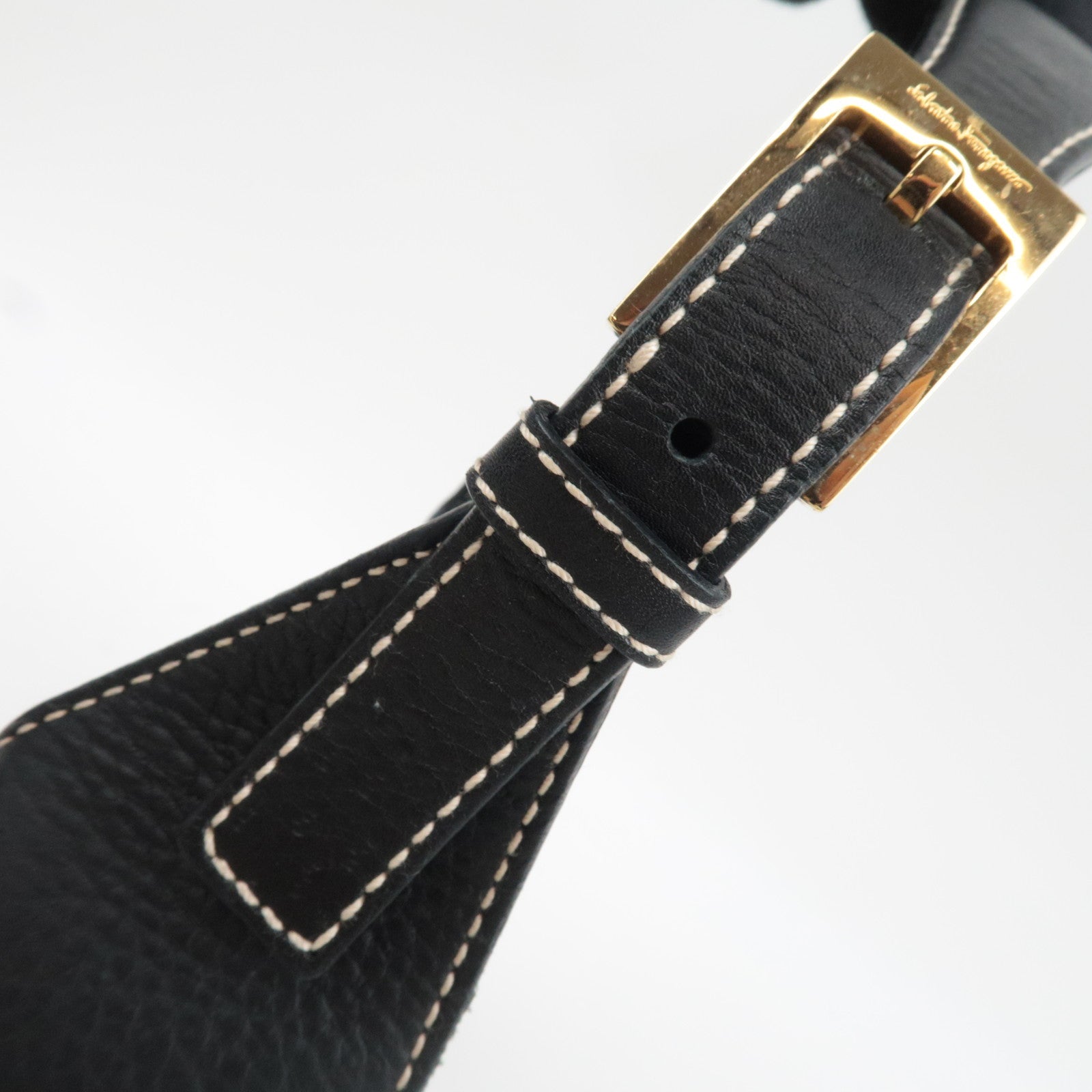 Ferragamo Gancini One Shoulder Bag Leather Black