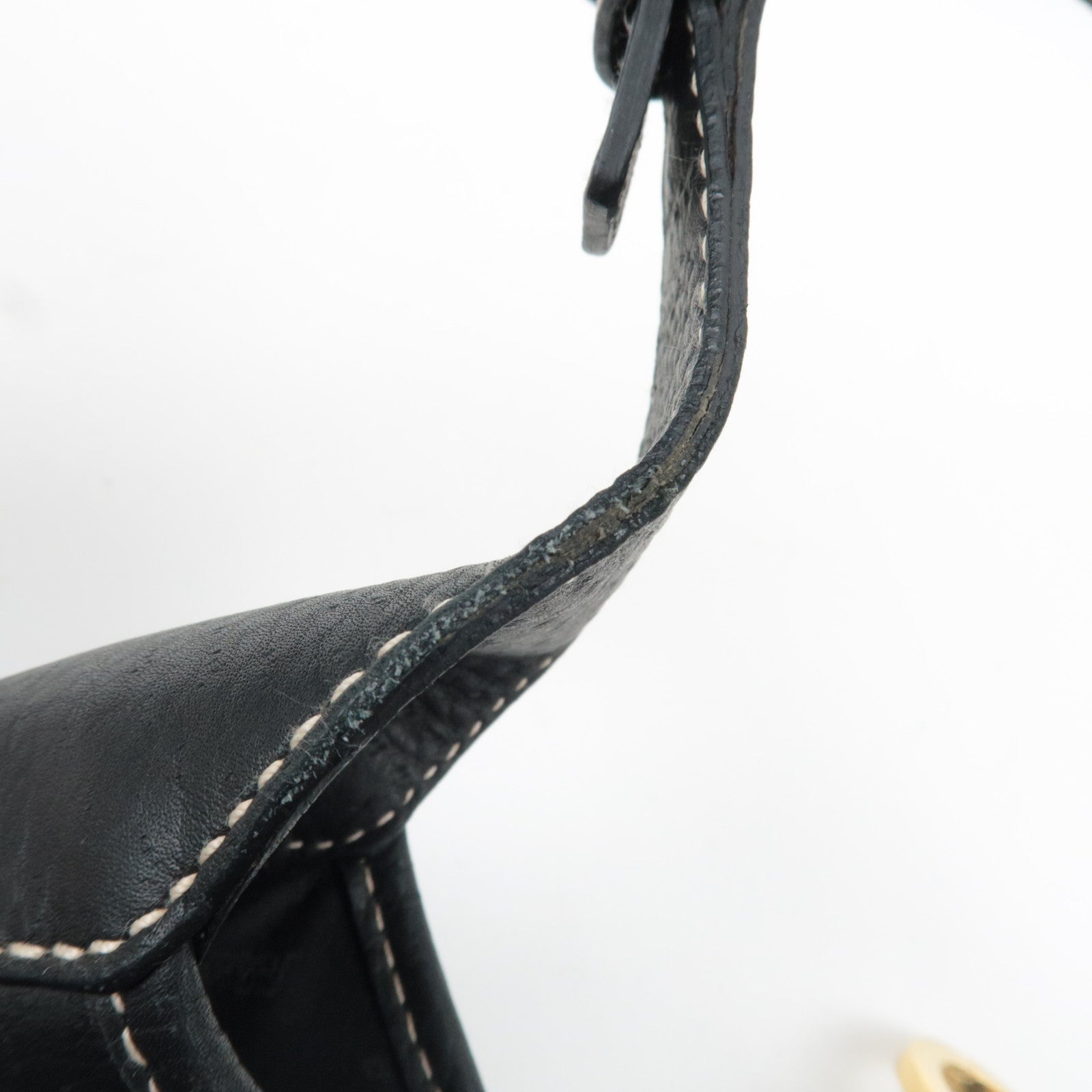 Ferragamo Gancini One Shoulder Bag Leather Black