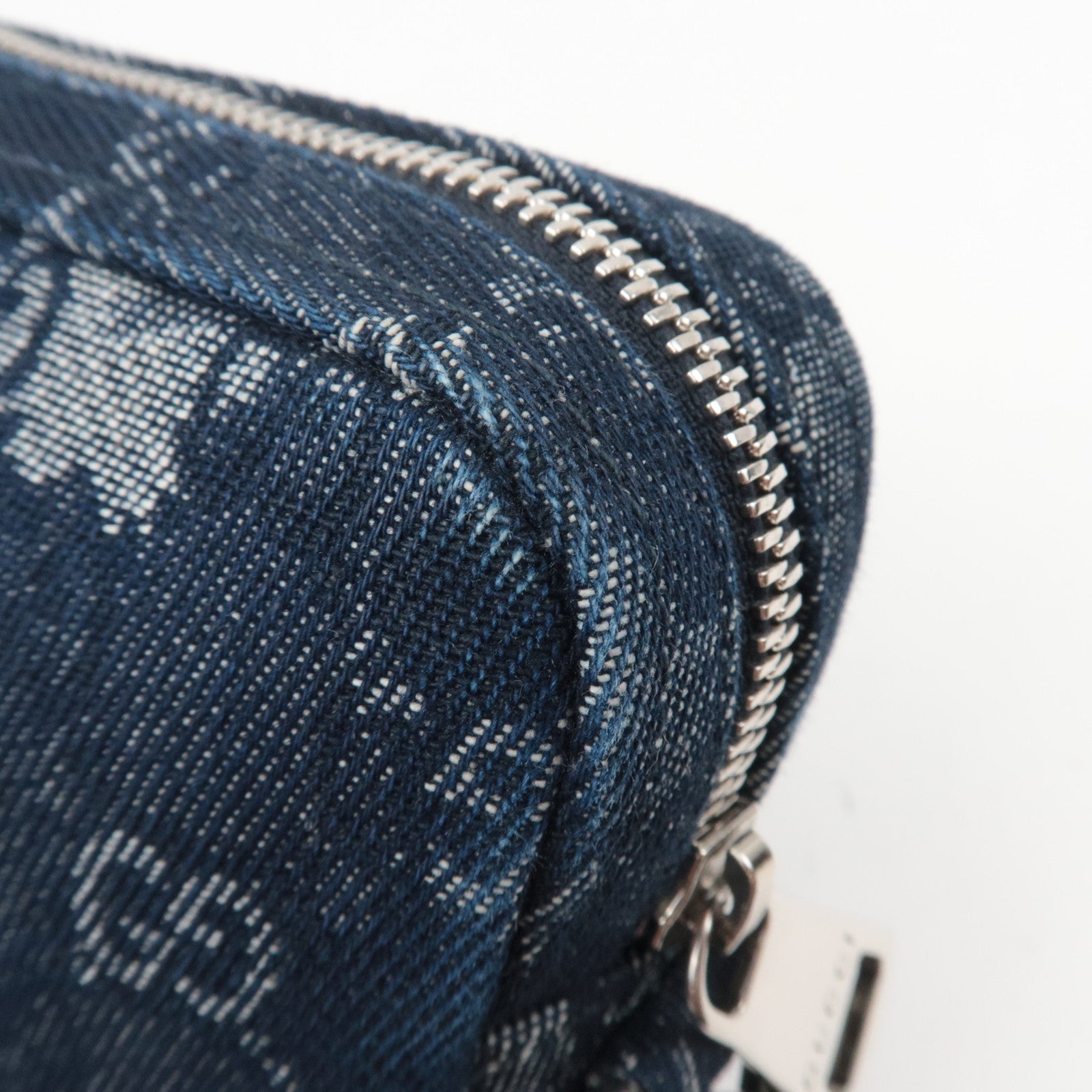 GUCCI GG Denim Small Crossbody Bag Leather Navy 849009