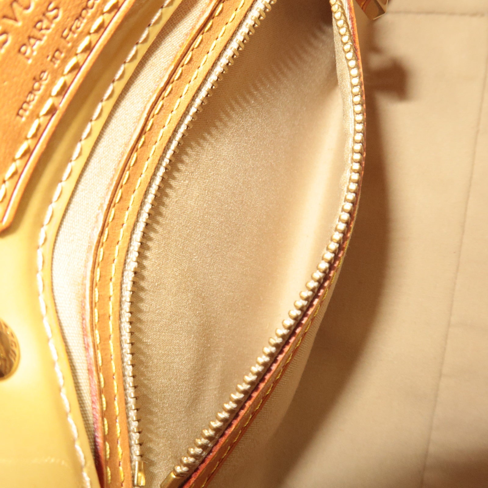 Louis Vuitton Monogram Vernis Reade PM Handbag Noisette M91334 MI0092