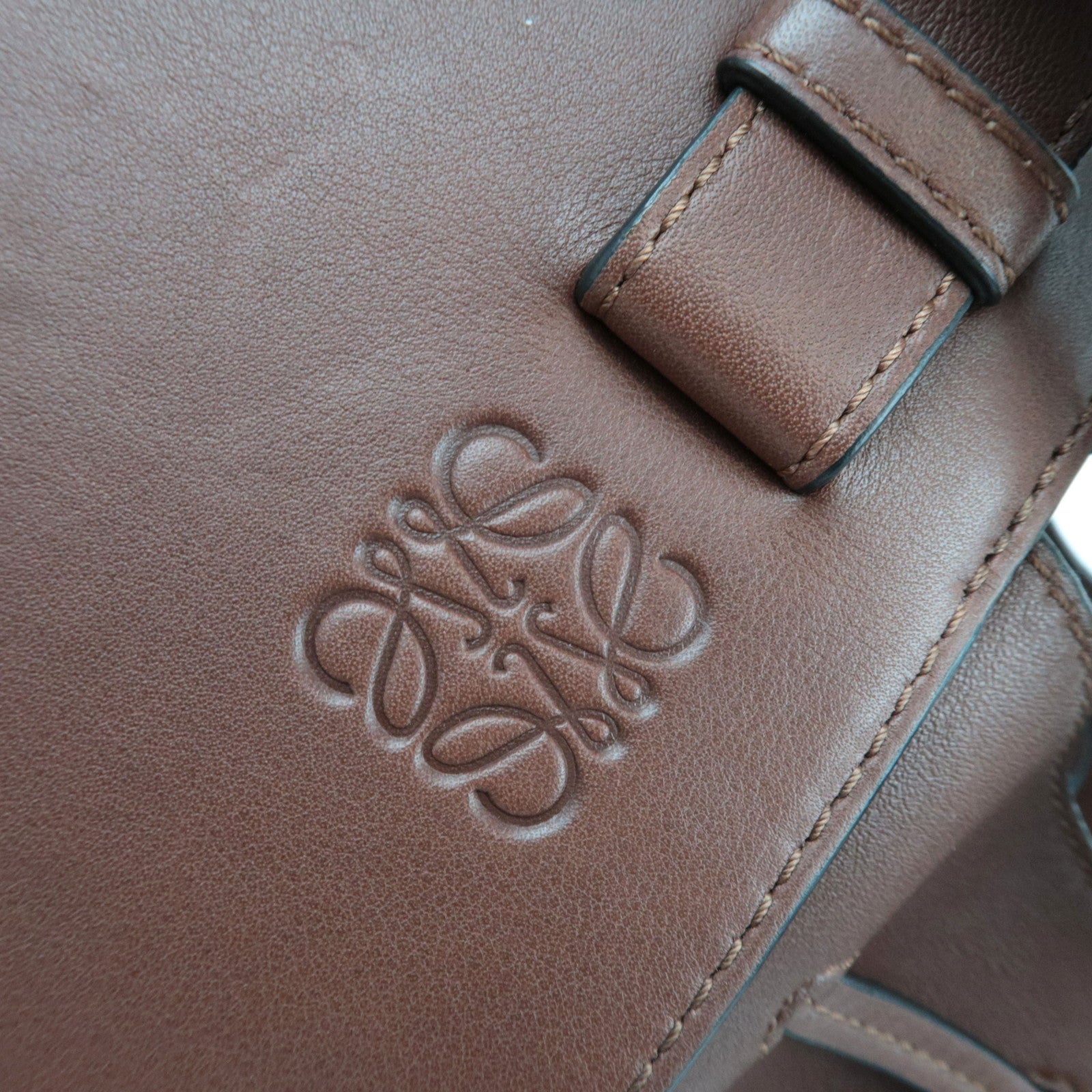 LOEWE Hammock Medium Shoulder Bag Leather Brown *Strap