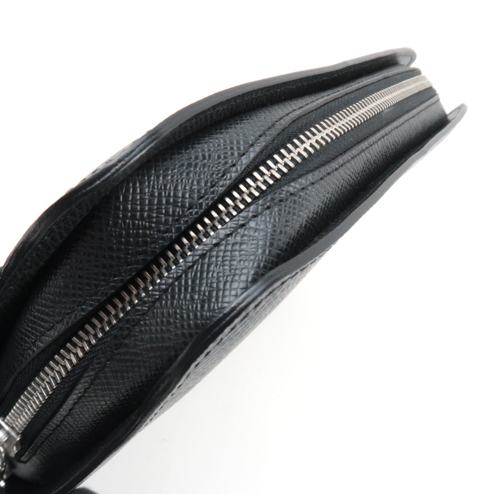 Louis Vuitton Taiga Baikal Clutch Bag Ardoise M30182 VI0065