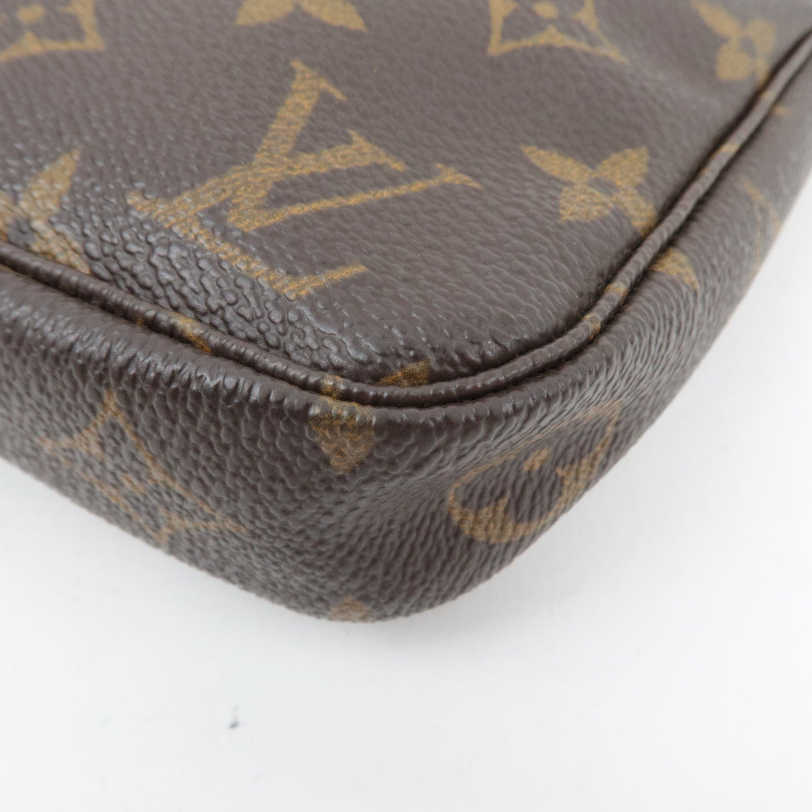 Louis Vuitton Monogram Pochette Accessoires Handbag M51980 VI0061