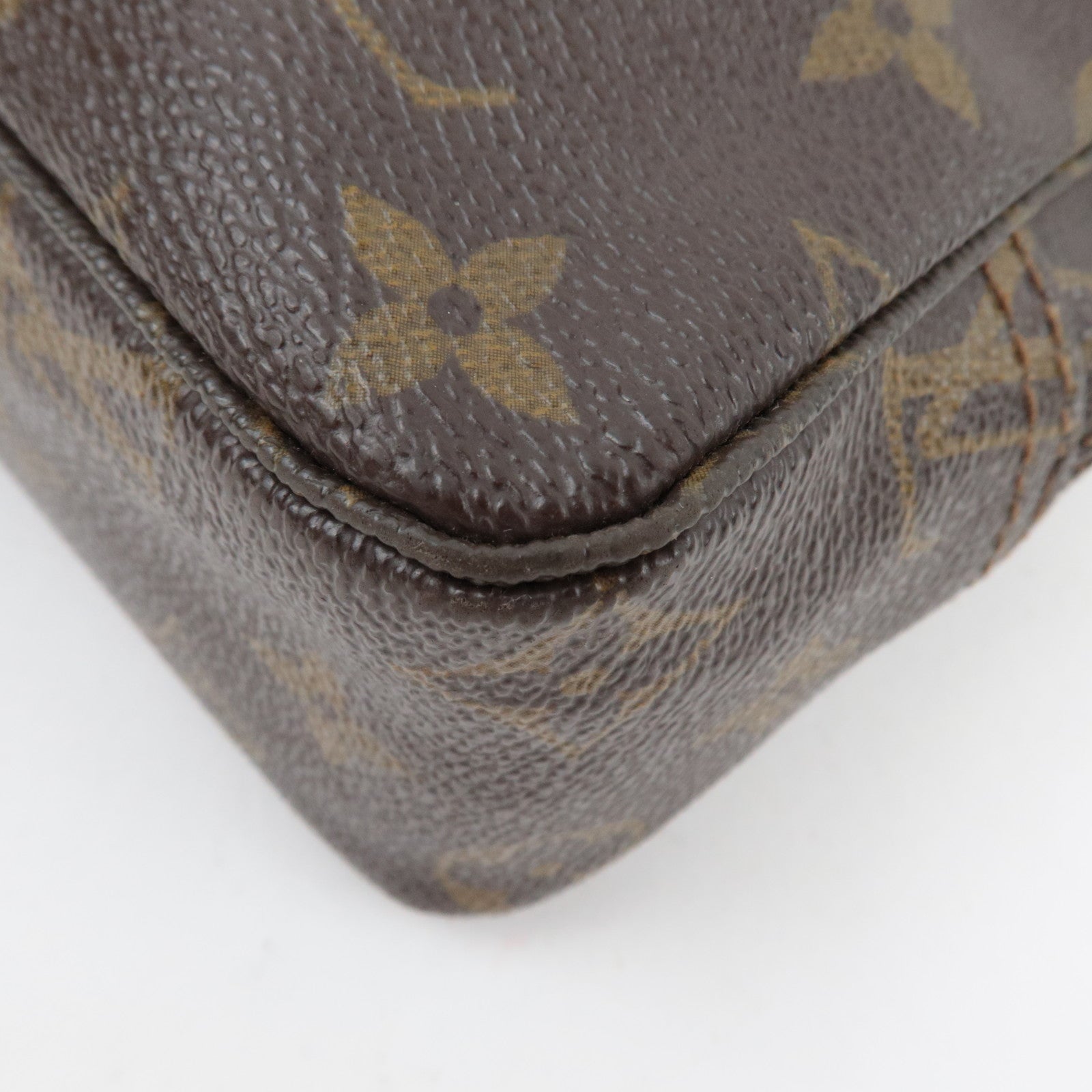 Louis Vuitton Monogram Trousse Toilette 23 Toiletry Bag M47524 824