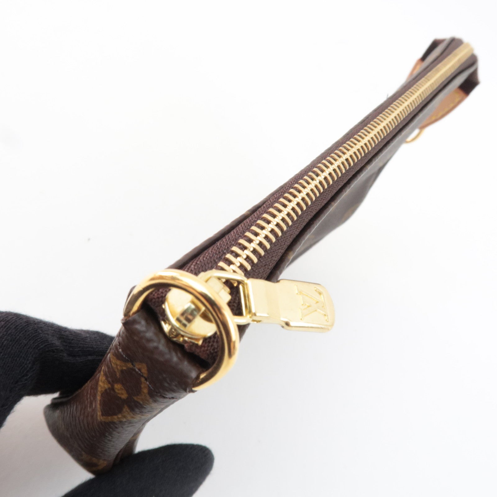 Louis Vuitton Monogram Mini Pouch for Bucket Bag FL0045