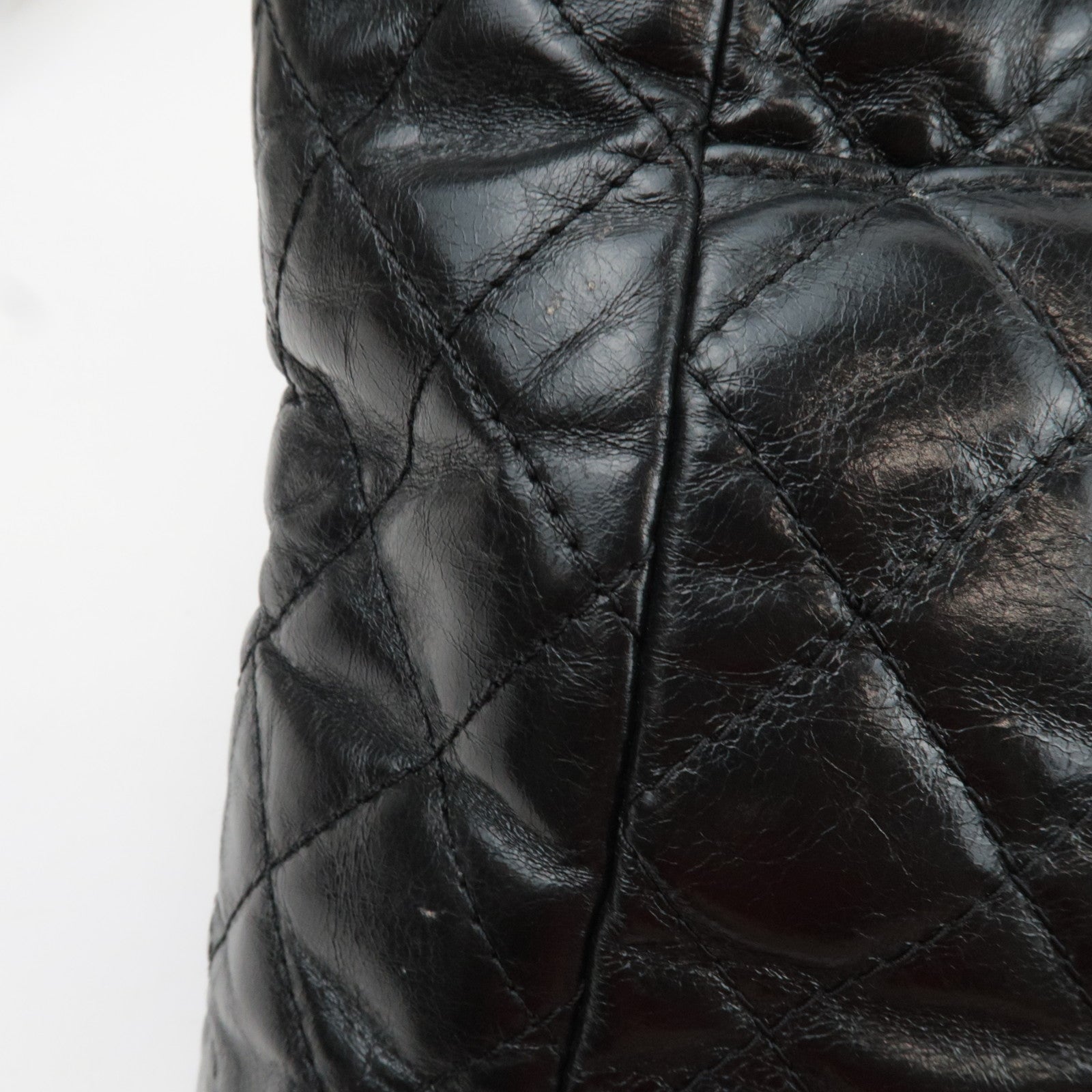 CHANEL Matelasse Chain Tote Bag Leather Black Gold HDW 20449651