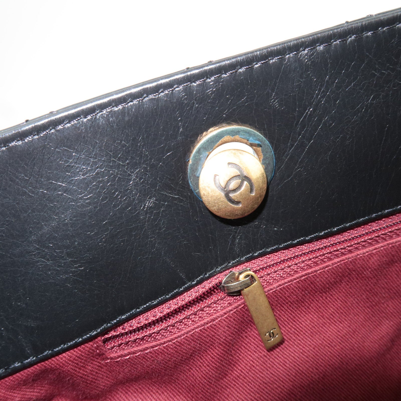 CHANEL Matelasse Chain Tote Bag Leather Black Gold HDW 20449651